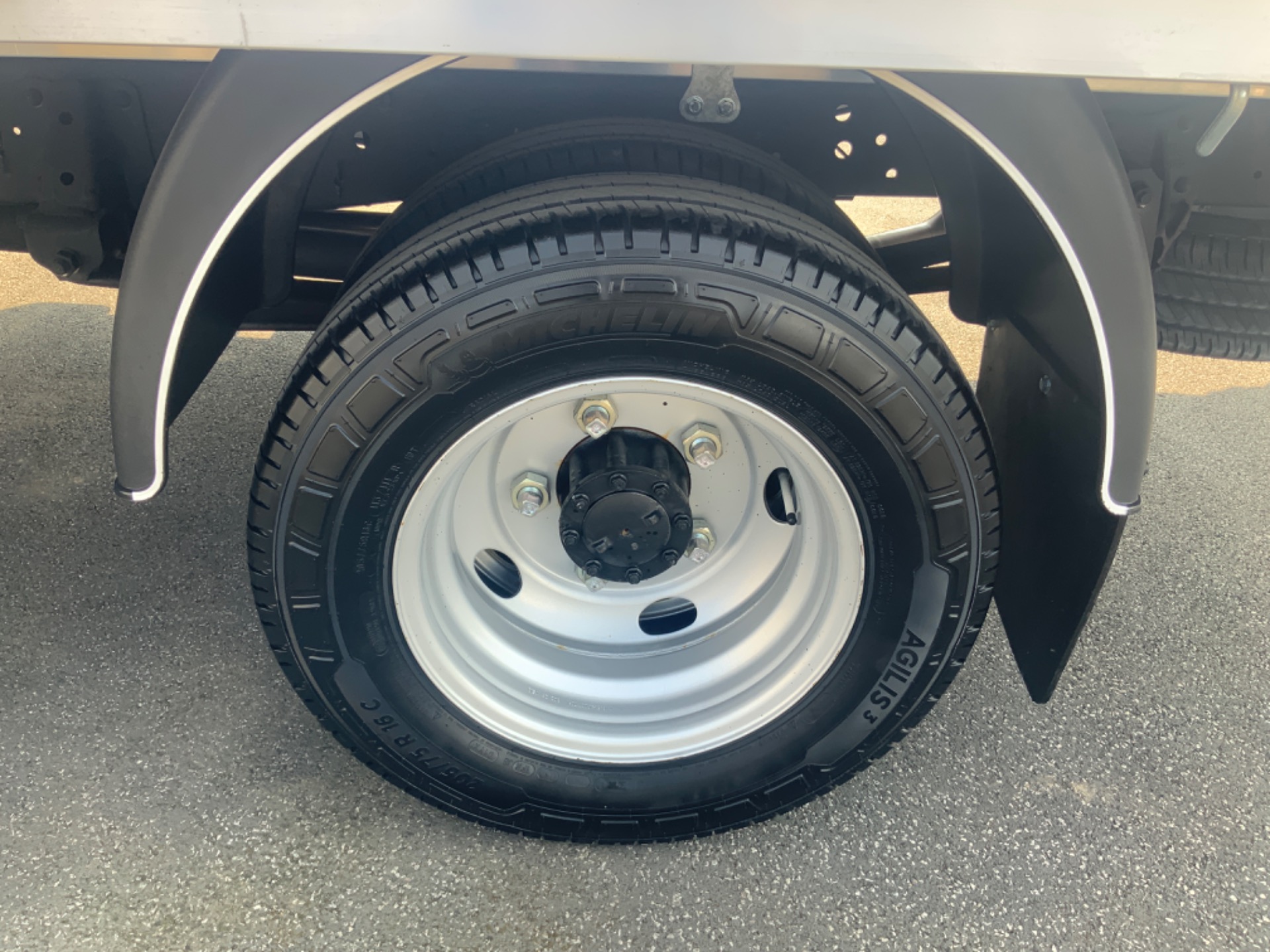 Isuzu GRAFTER