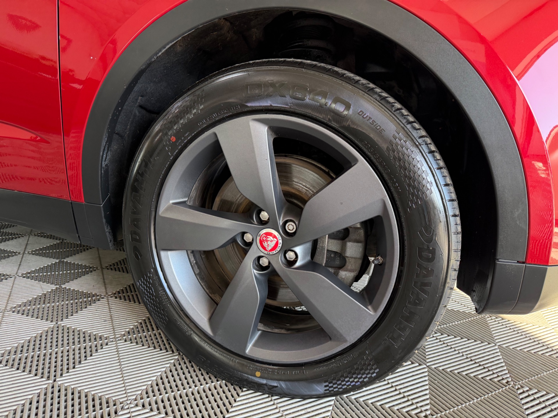 Jaguar E Pace