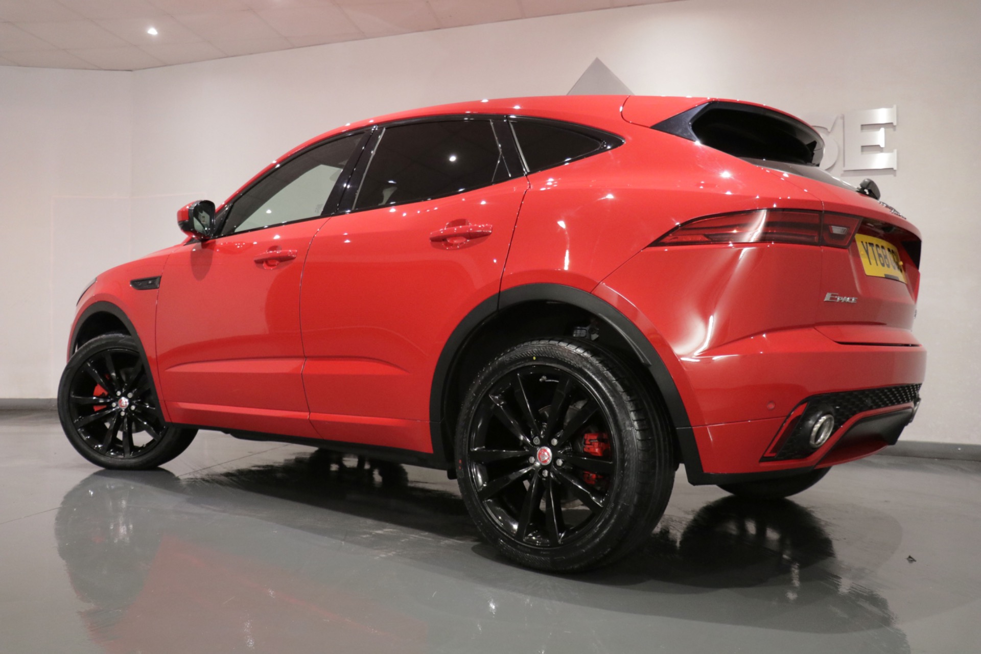 Jaguar E Pace