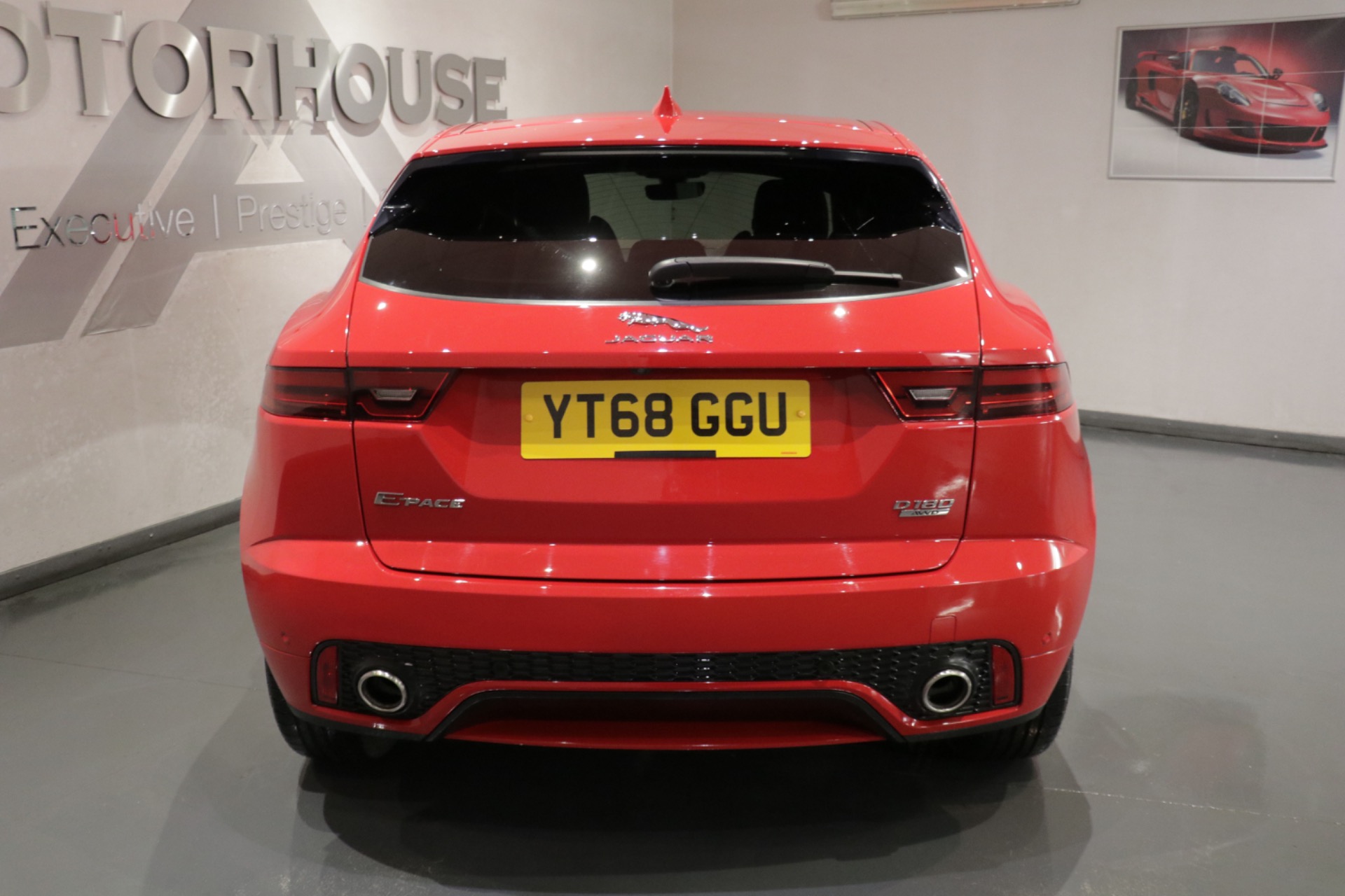 Jaguar E Pace