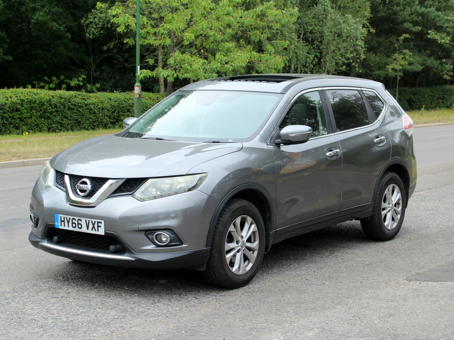 Nissan X Trail