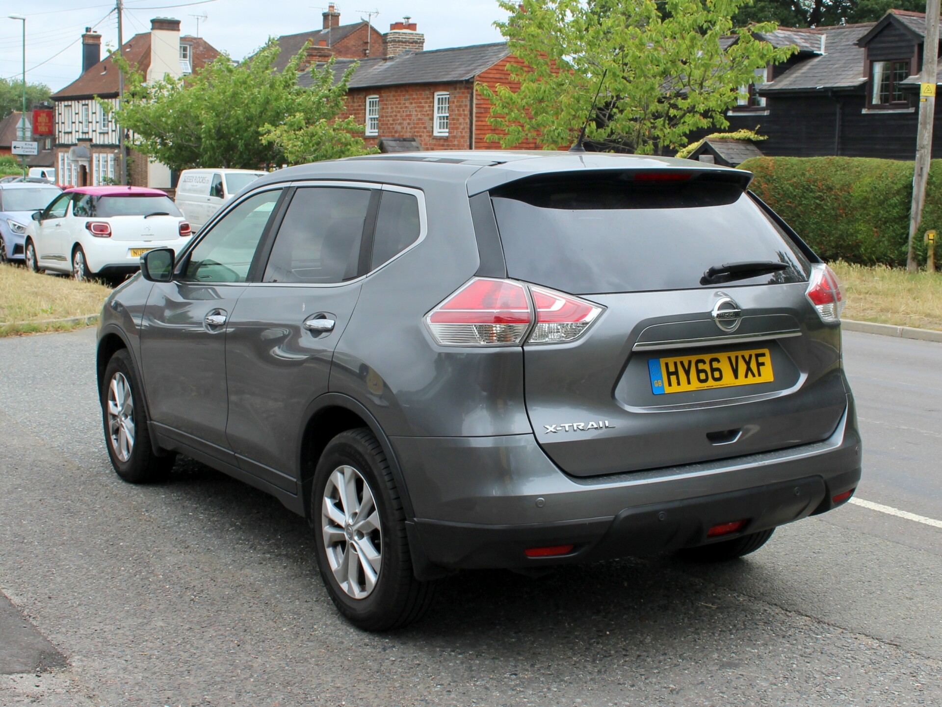 Nissan X Trail