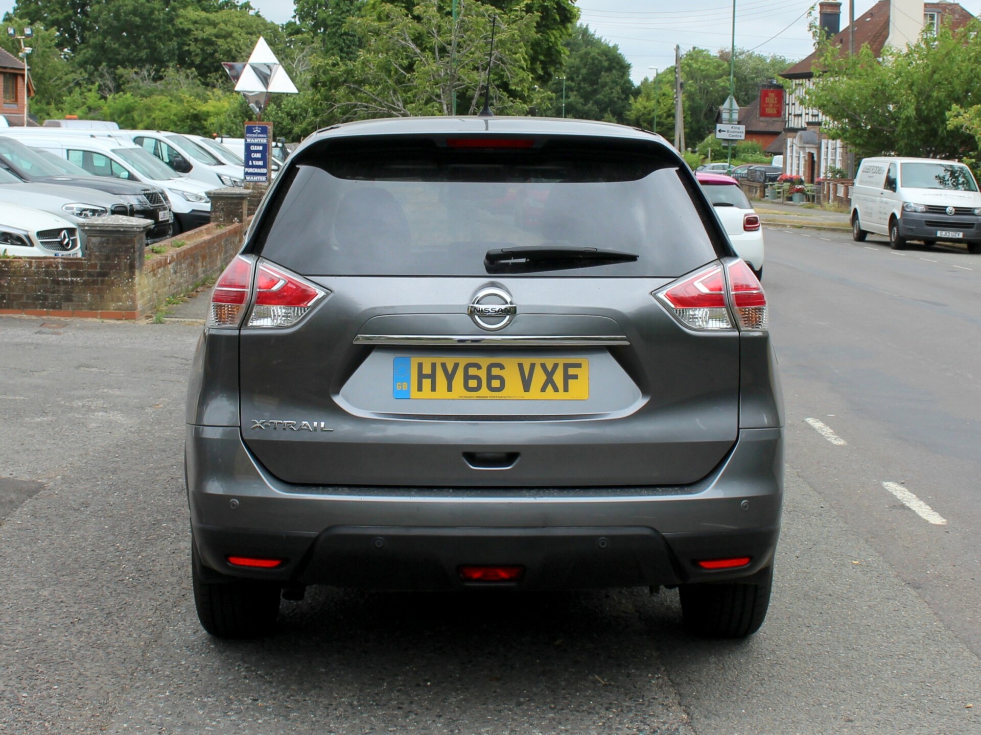 Nissan X Trail