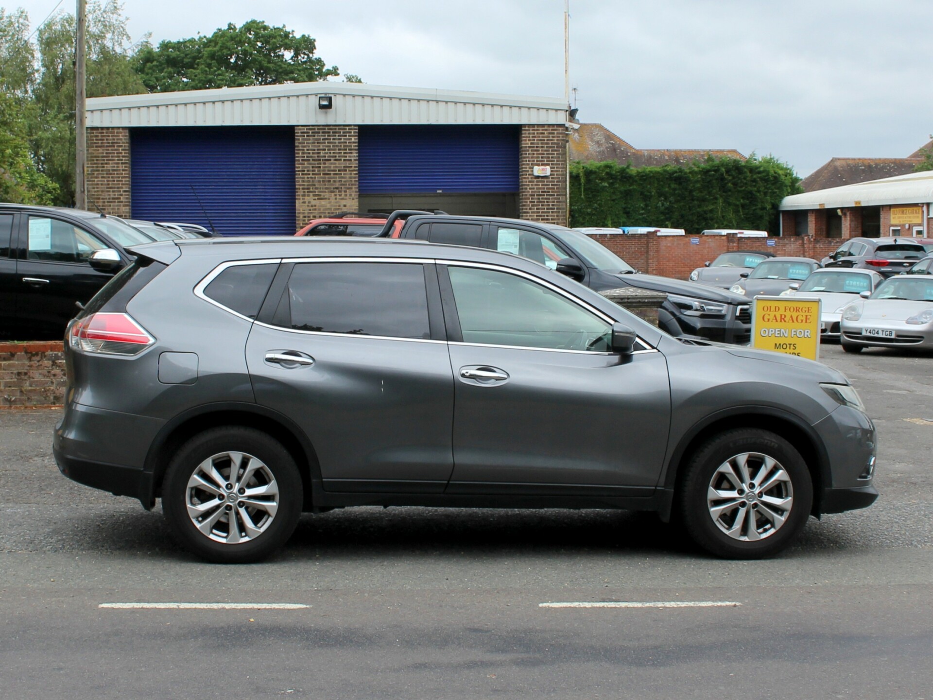 Nissan X Trail