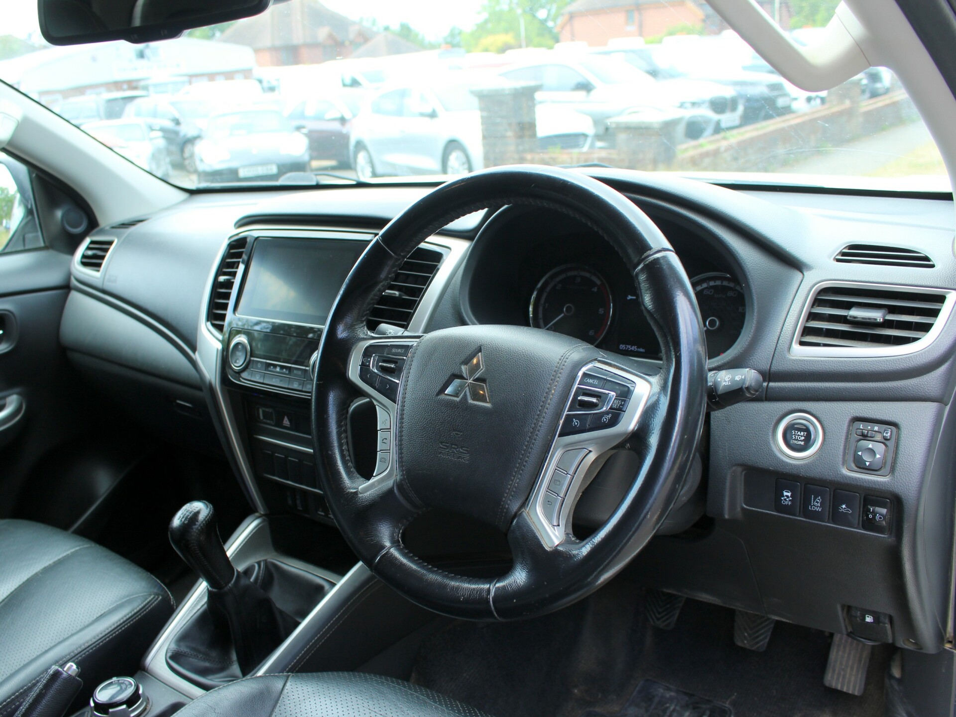 Mitsubishi L200