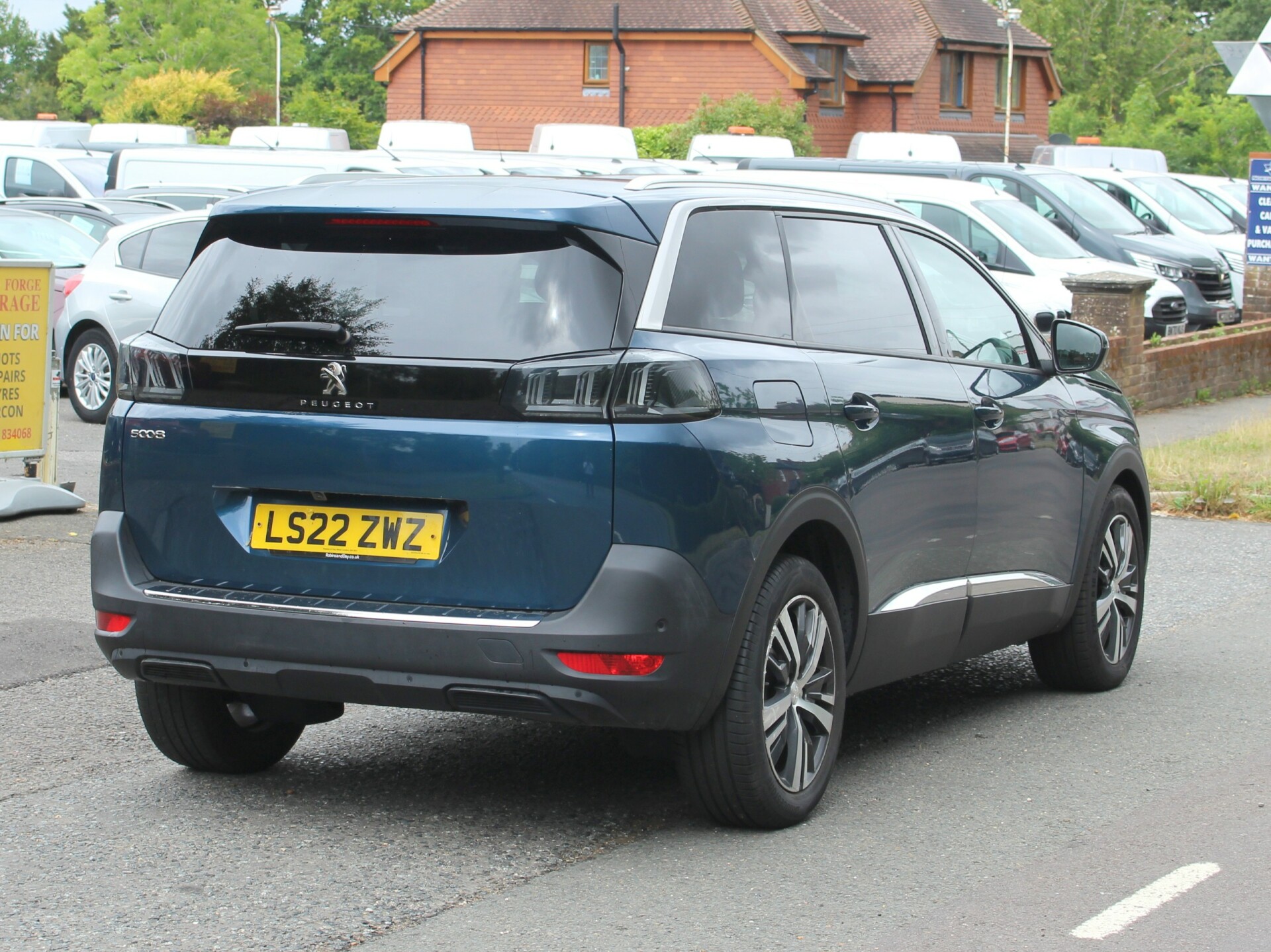 Peugeot 5008