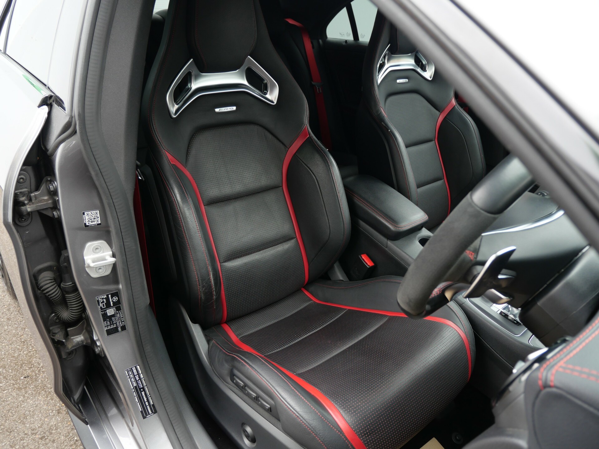 Mercedes Benz CLA