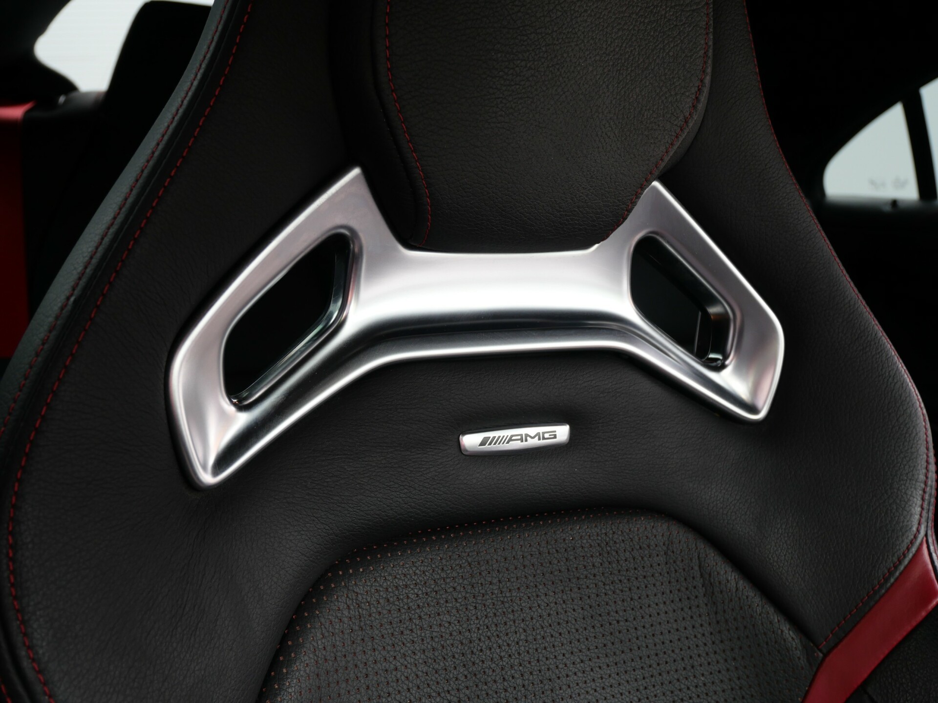 Mercedes Benz CLA
