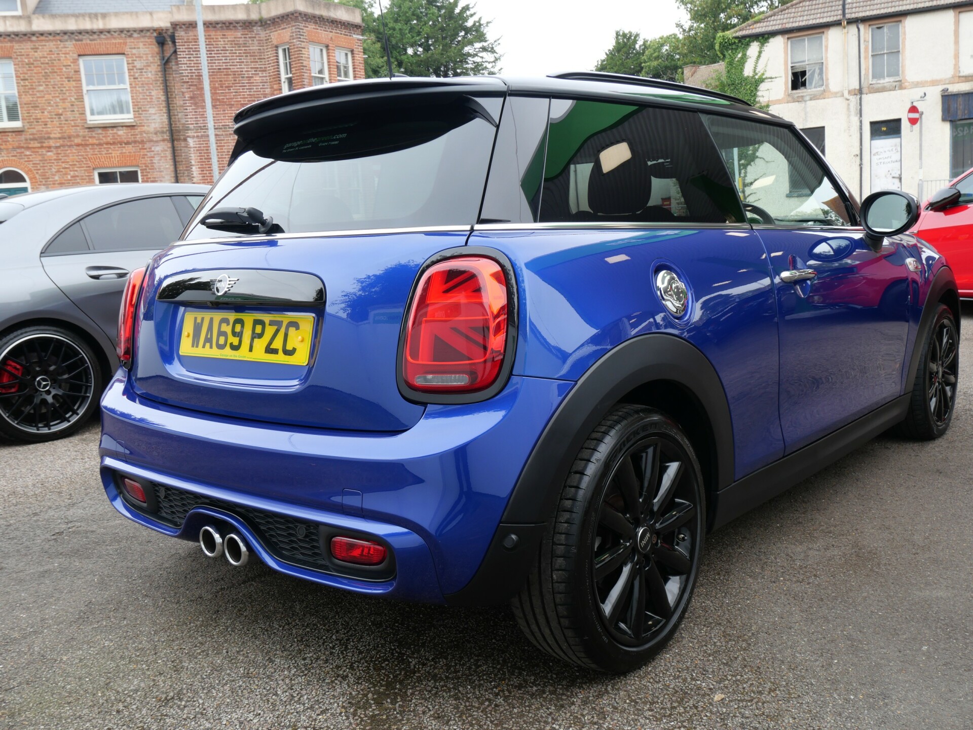 MINI Hatch