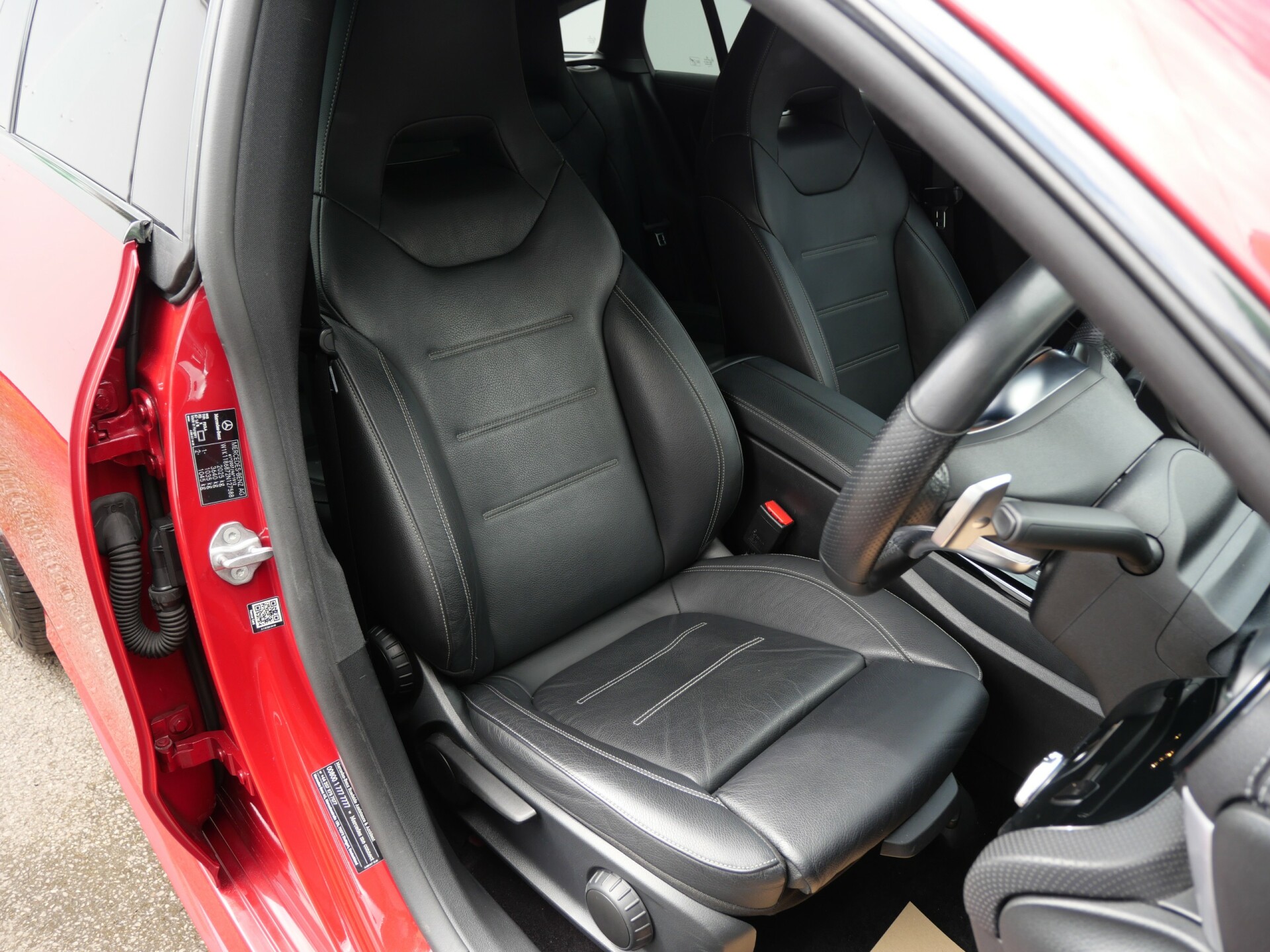 Mercedes Benz CLA