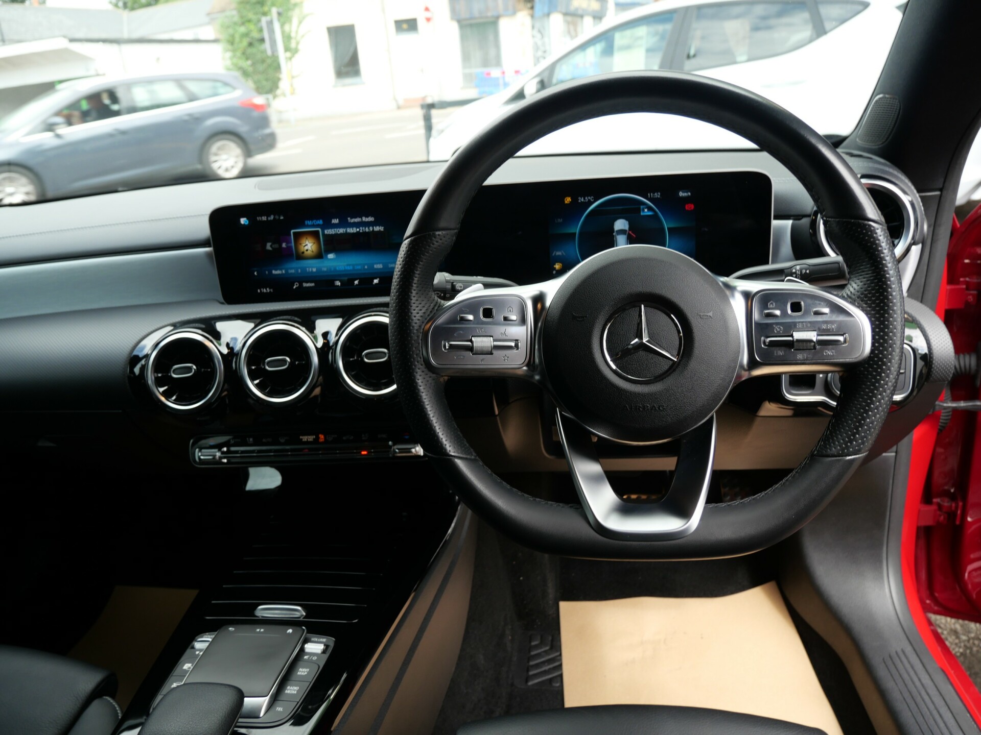 Mercedes Benz CLA