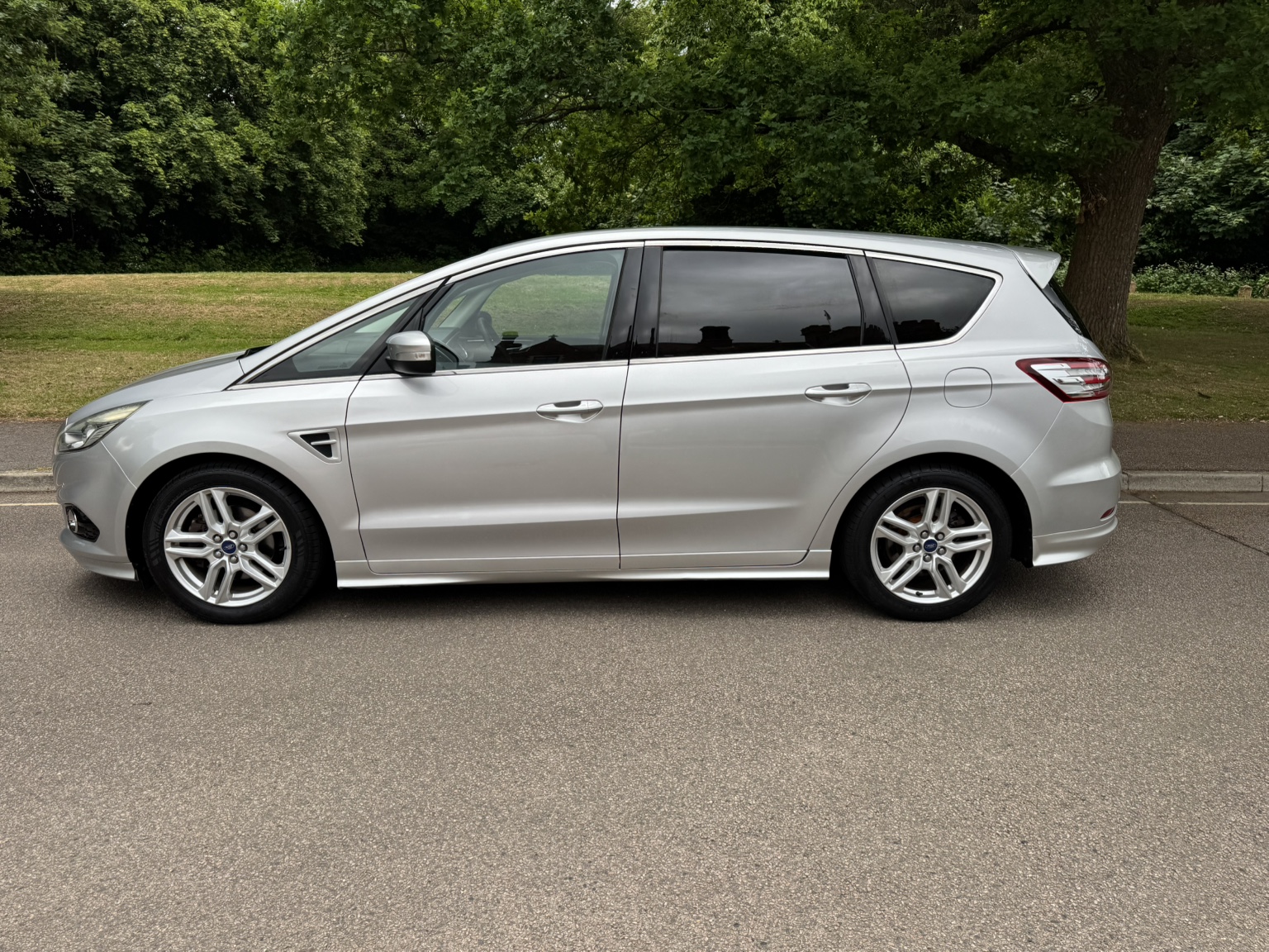 Ford S Max