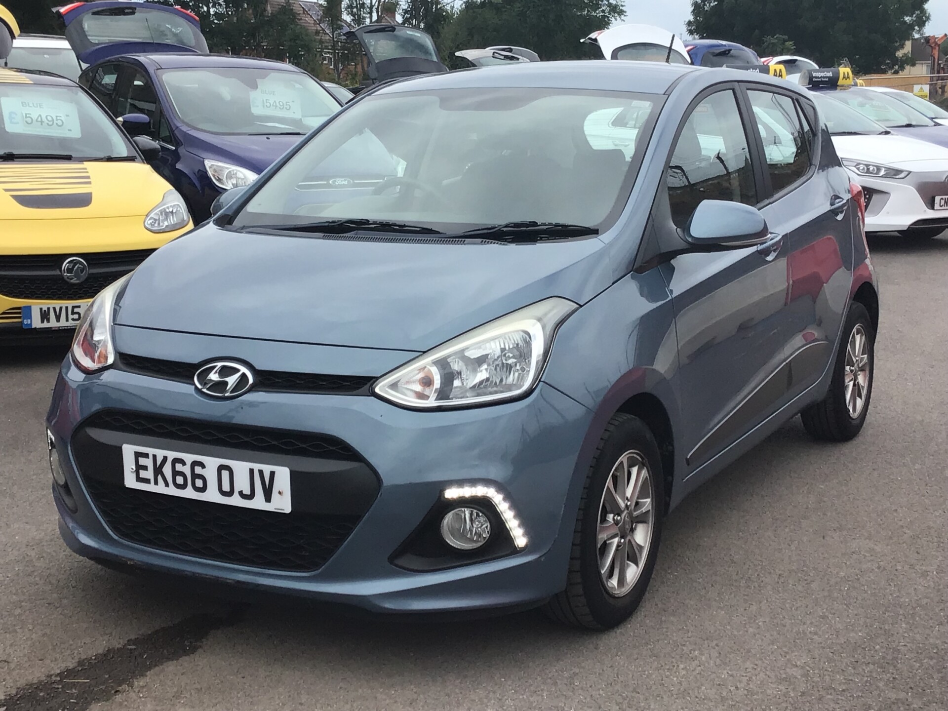 Hyundai i10