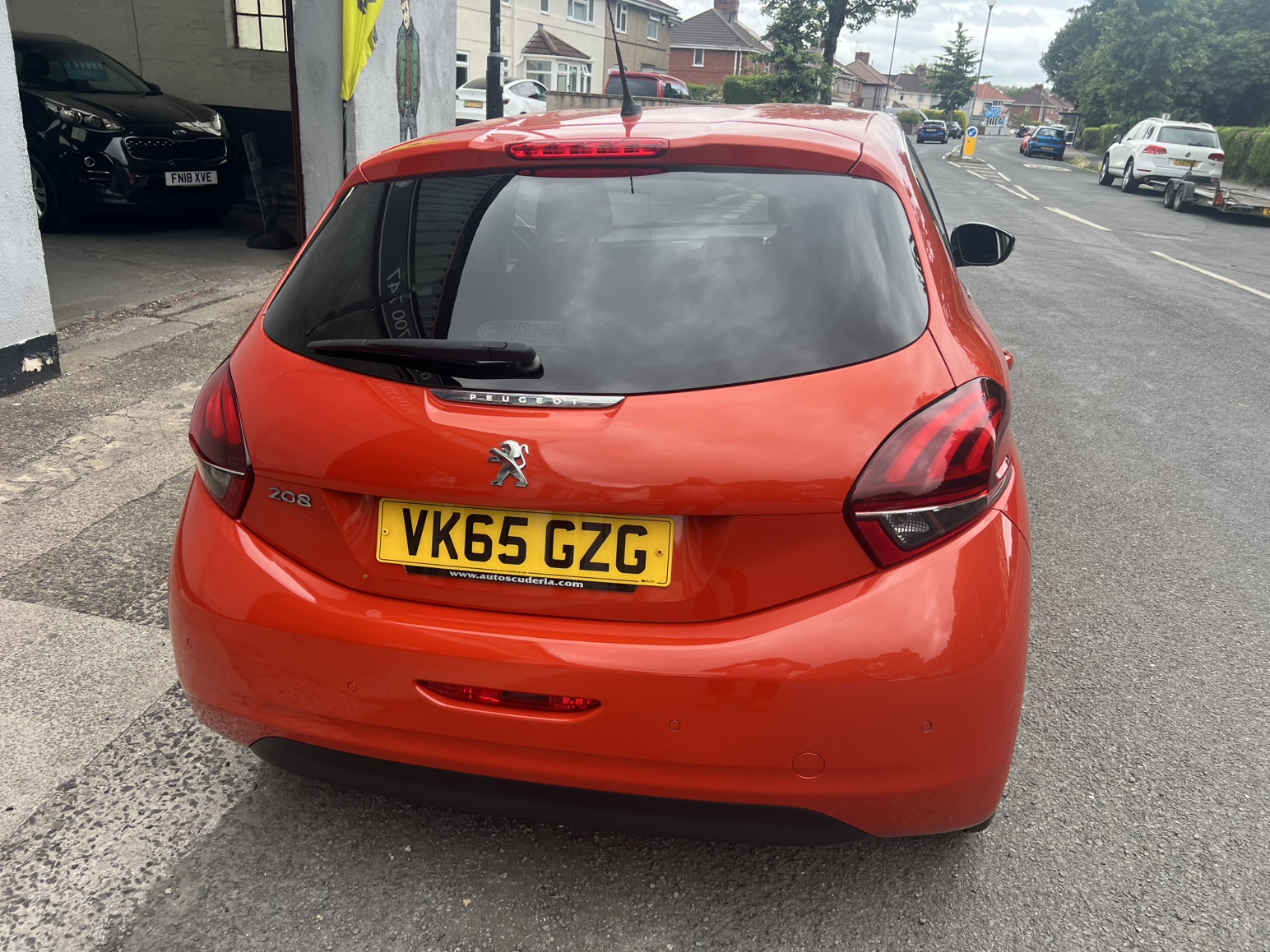 Peugeot 208