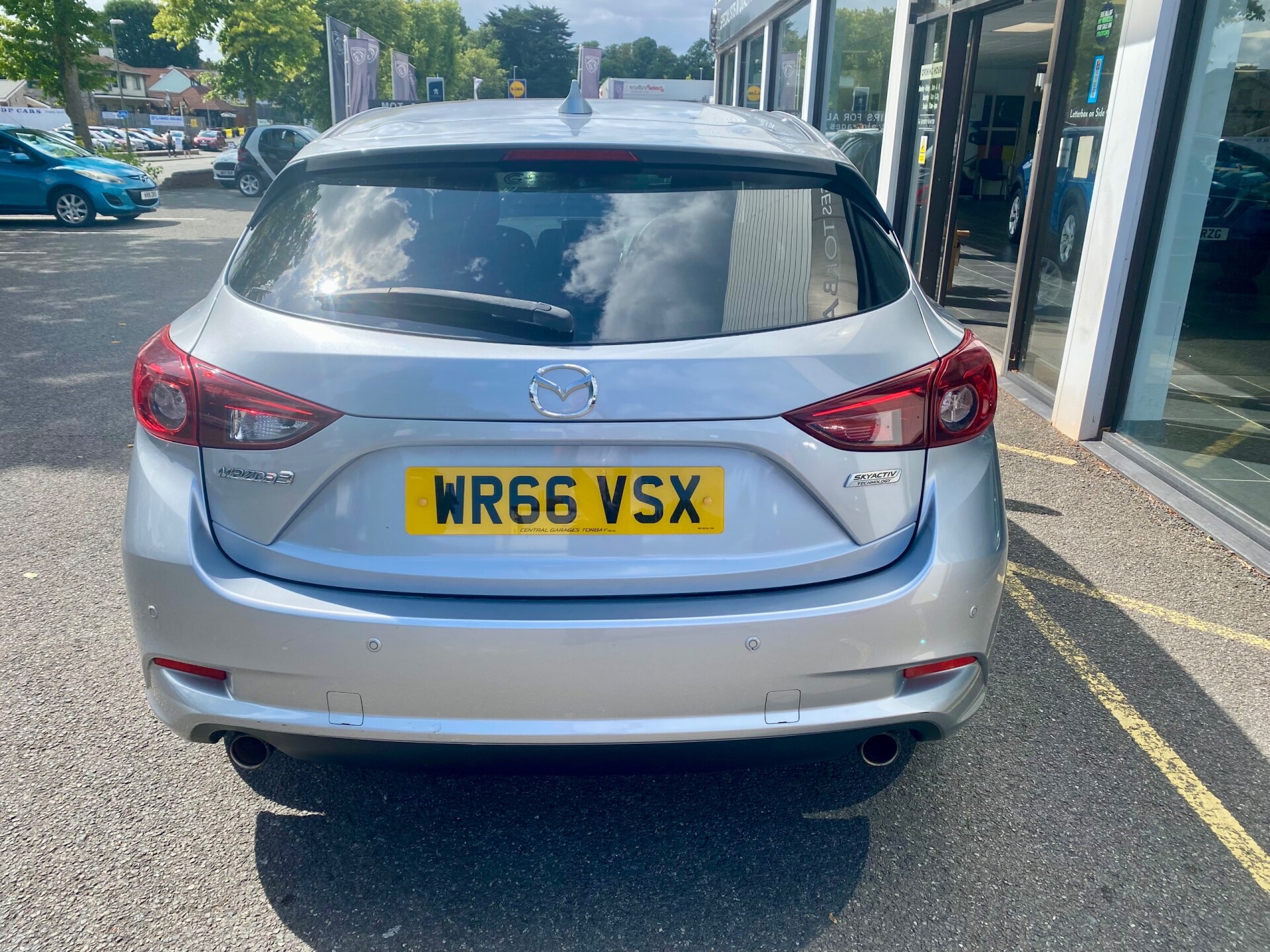 Mazda 3