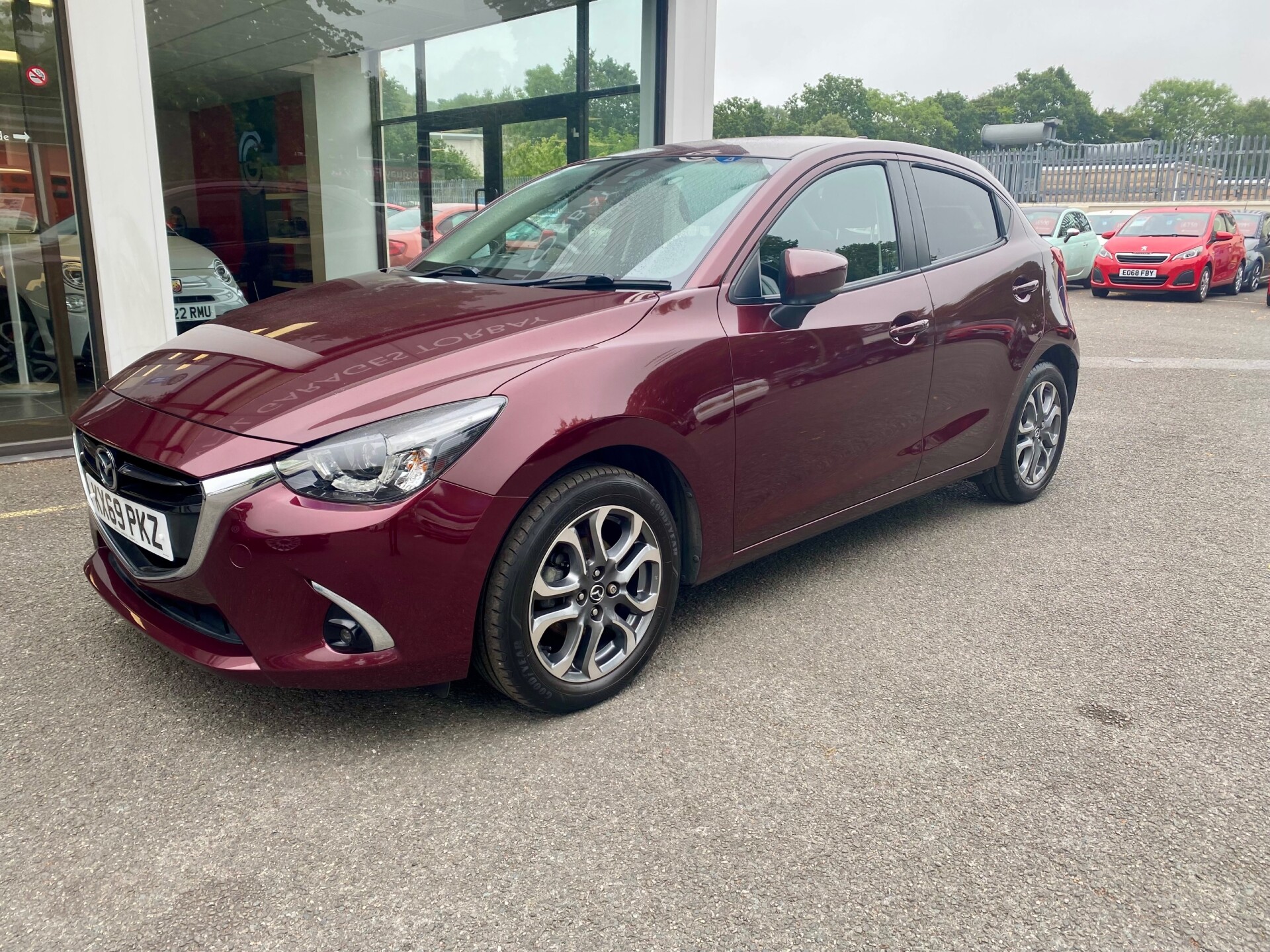 Mazda 2