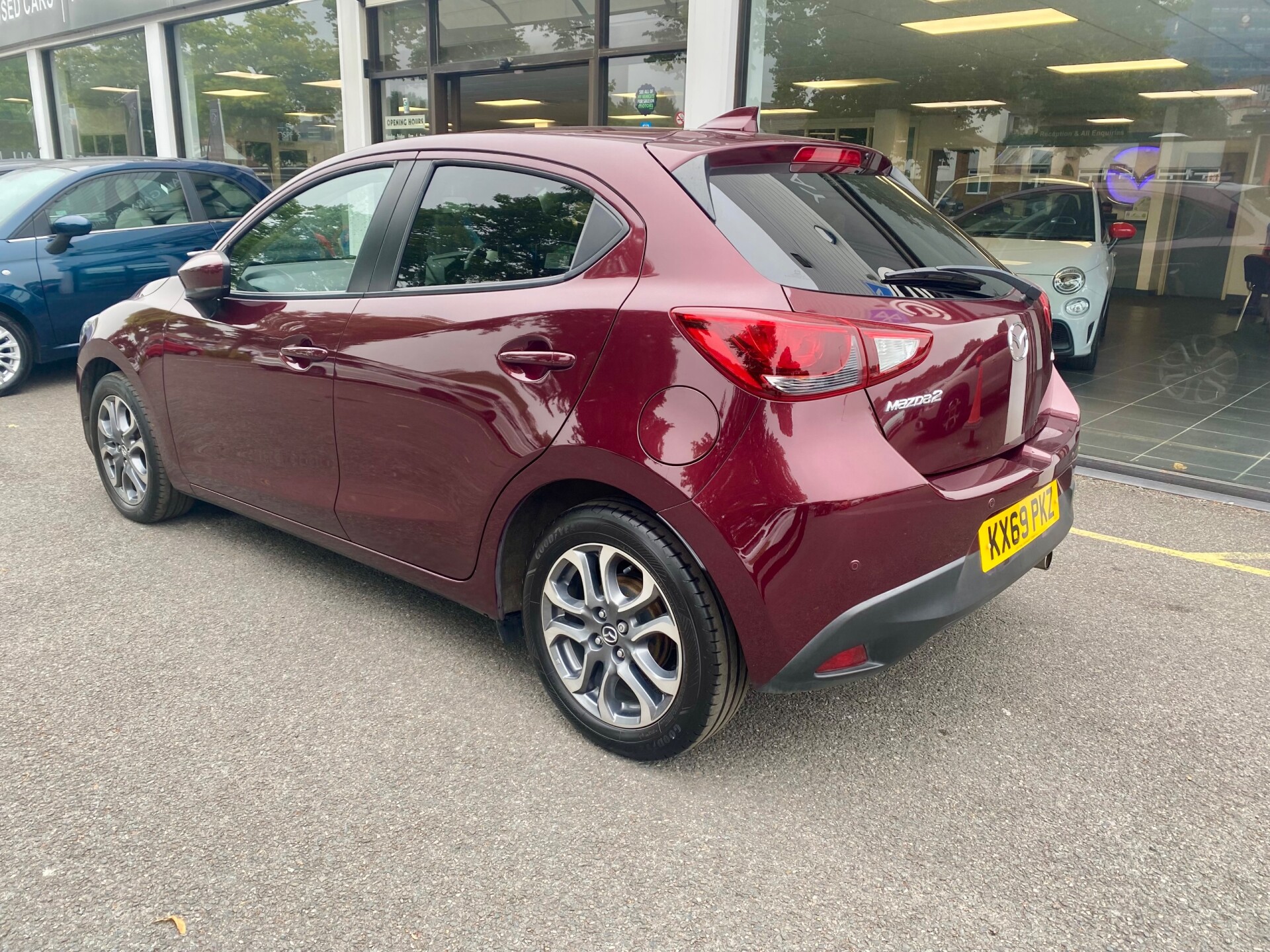 Mazda 2