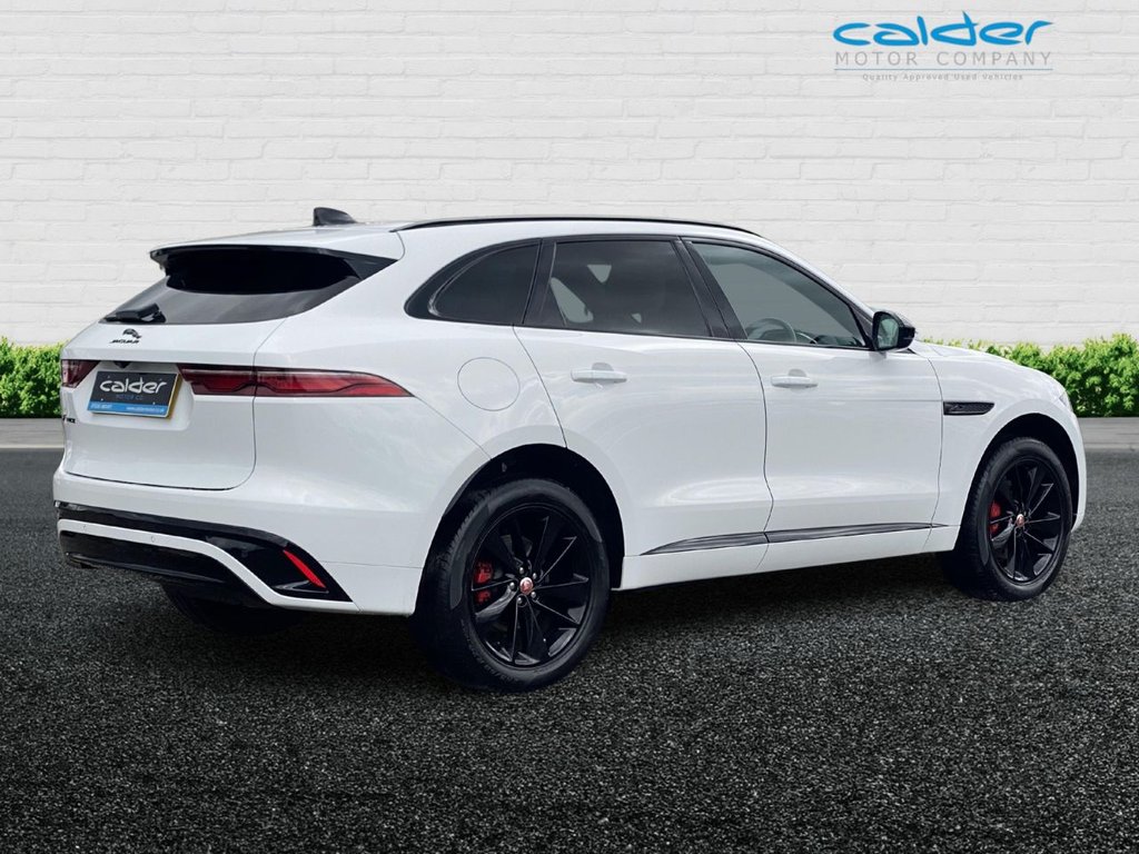Jaguar F Pace