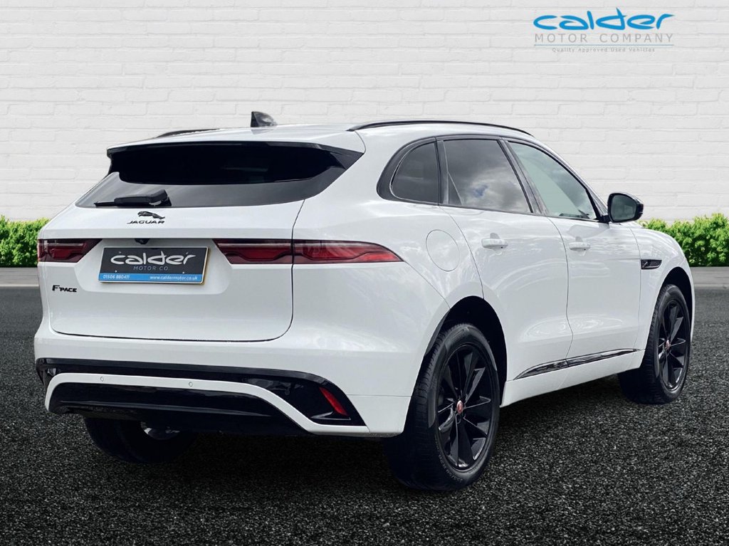 Jaguar F Pace
