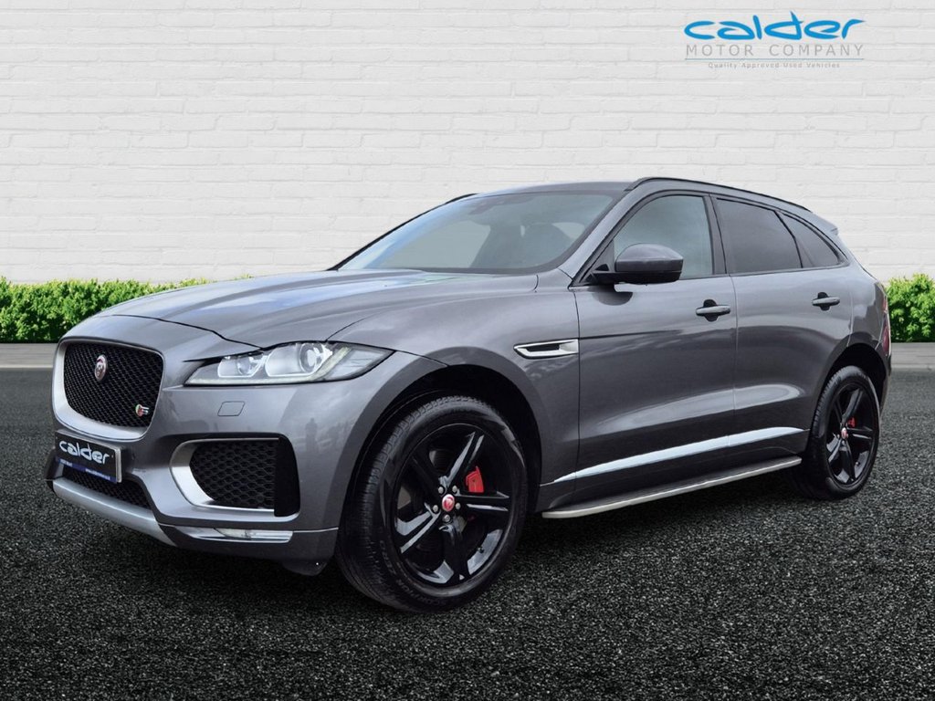 Jaguar F Pace