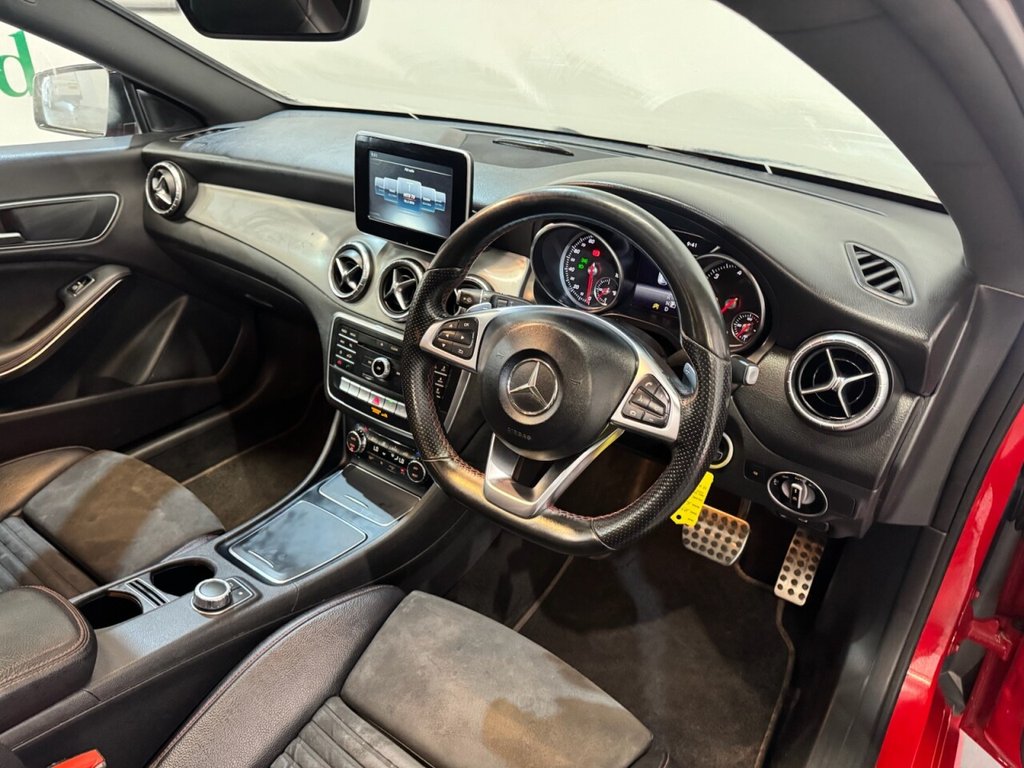 Mercedes Benz CLA