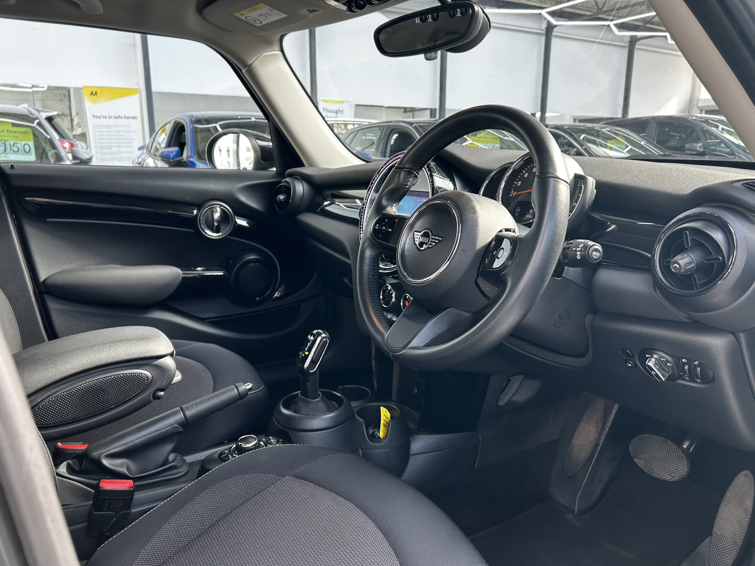 MINI Hatch