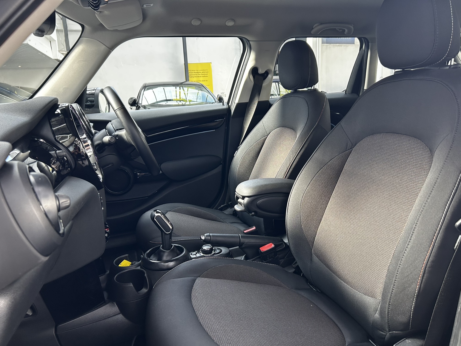 MINI Hatch