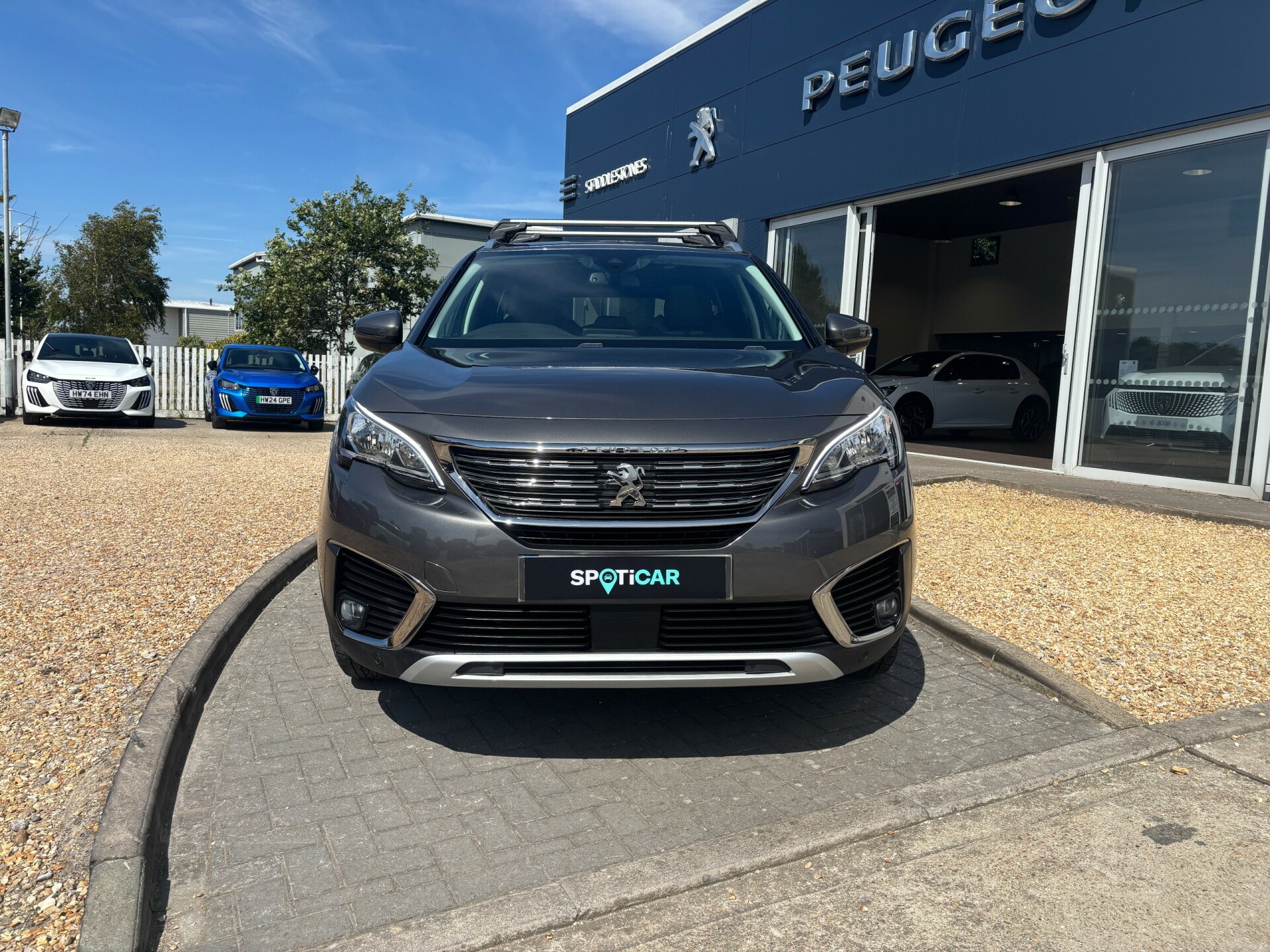 Peugeot 5008
