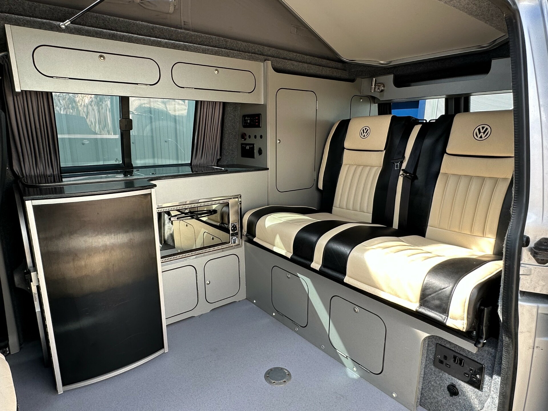 Volkswagen Ashton
