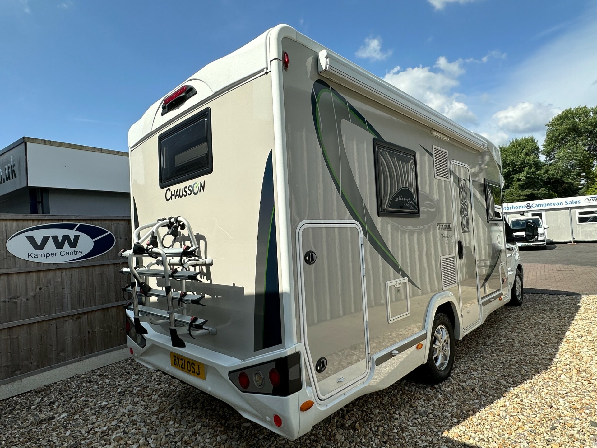 Ford Titanium 720