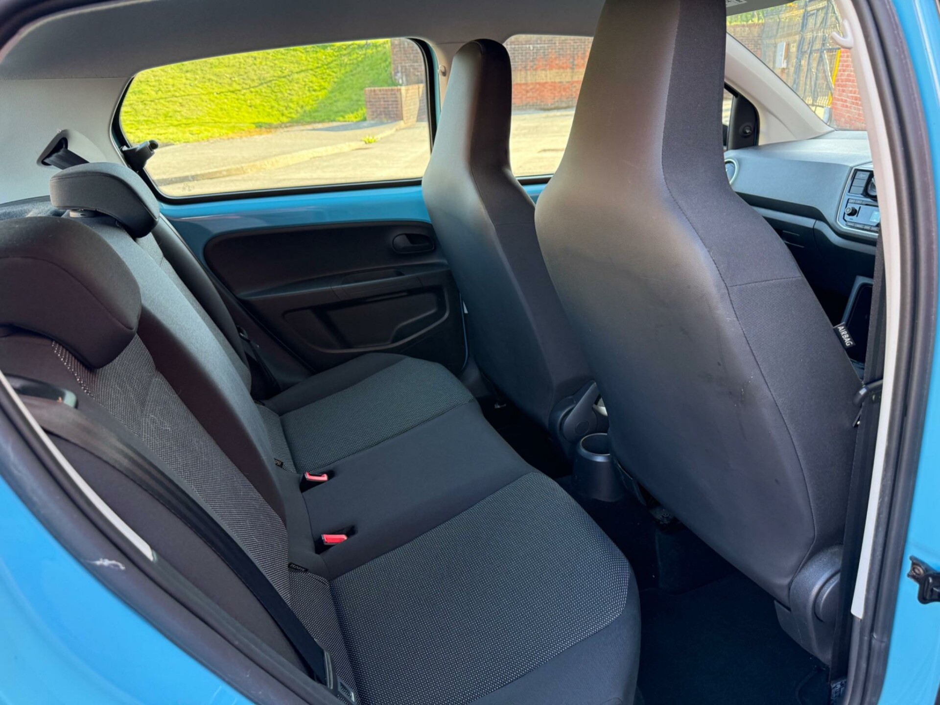 Volkswagen UP