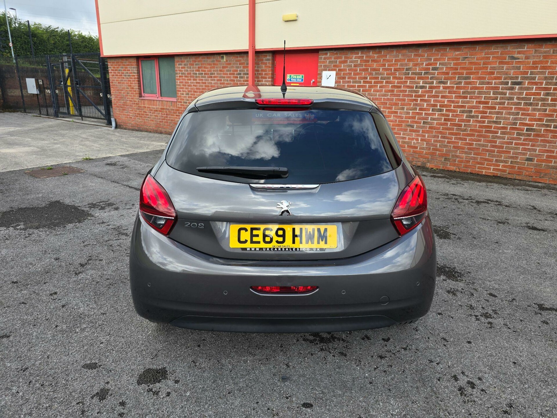 Peugeot 208