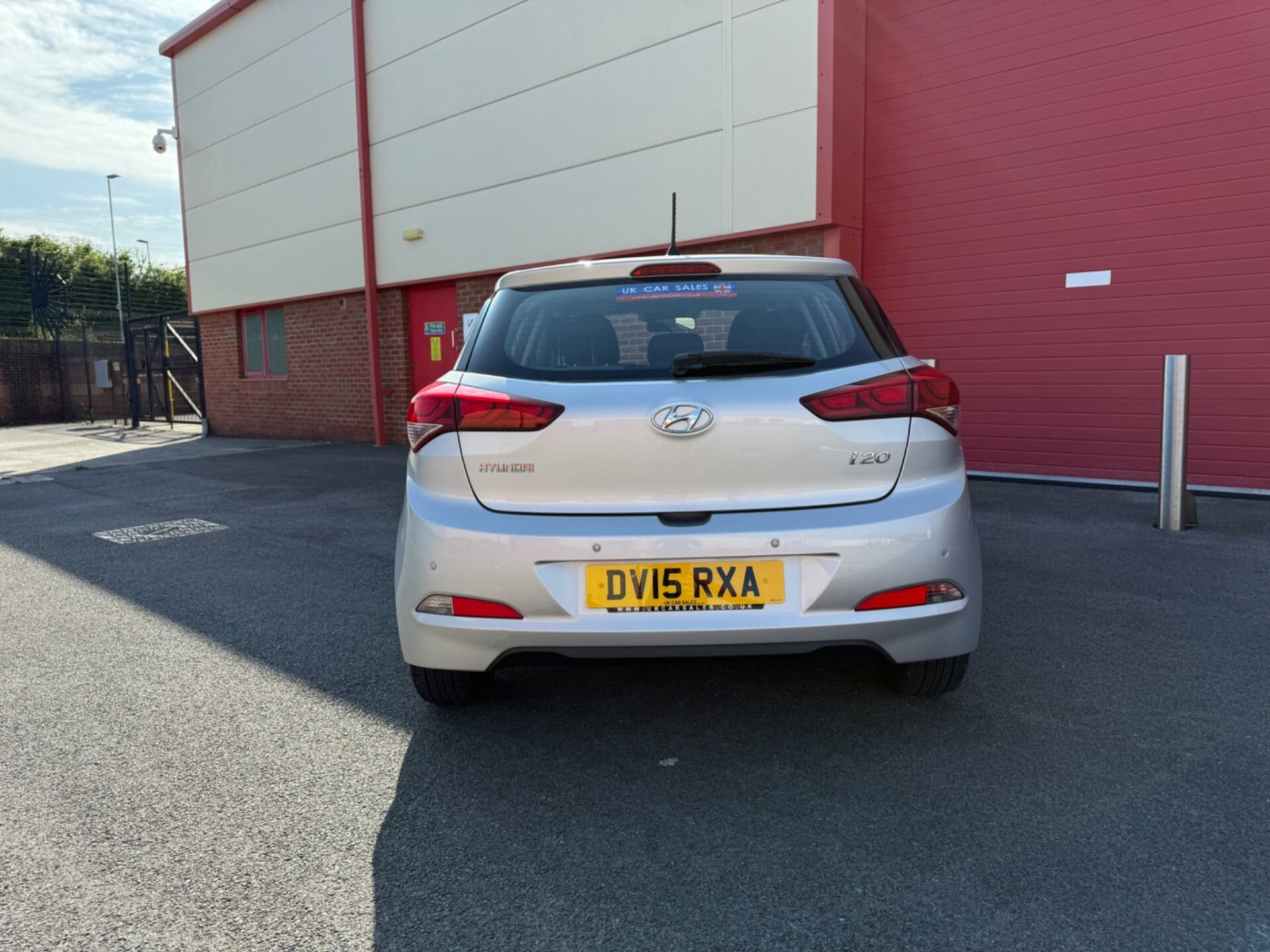 Hyundai i20