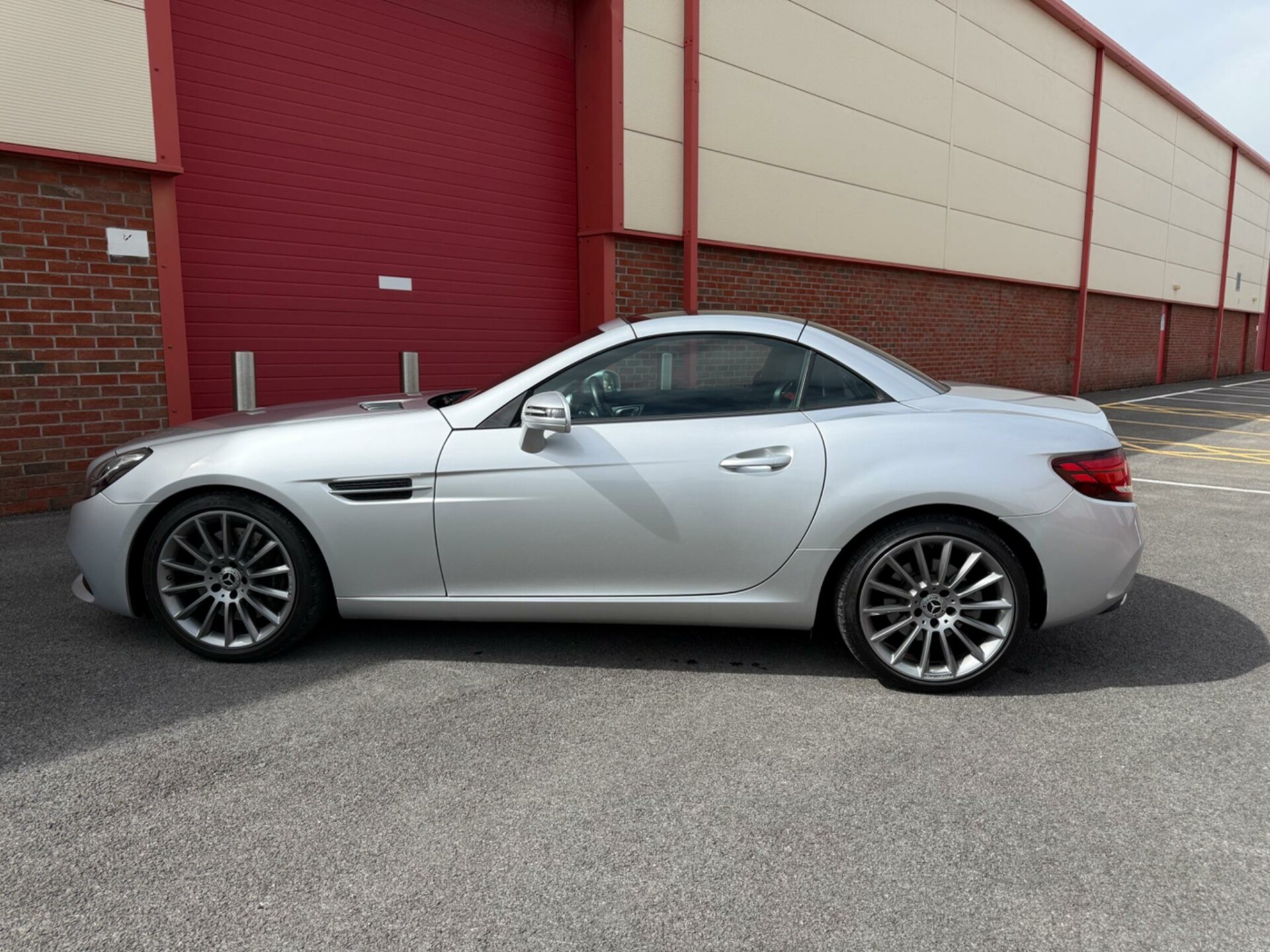 Mercedes Benz SLC