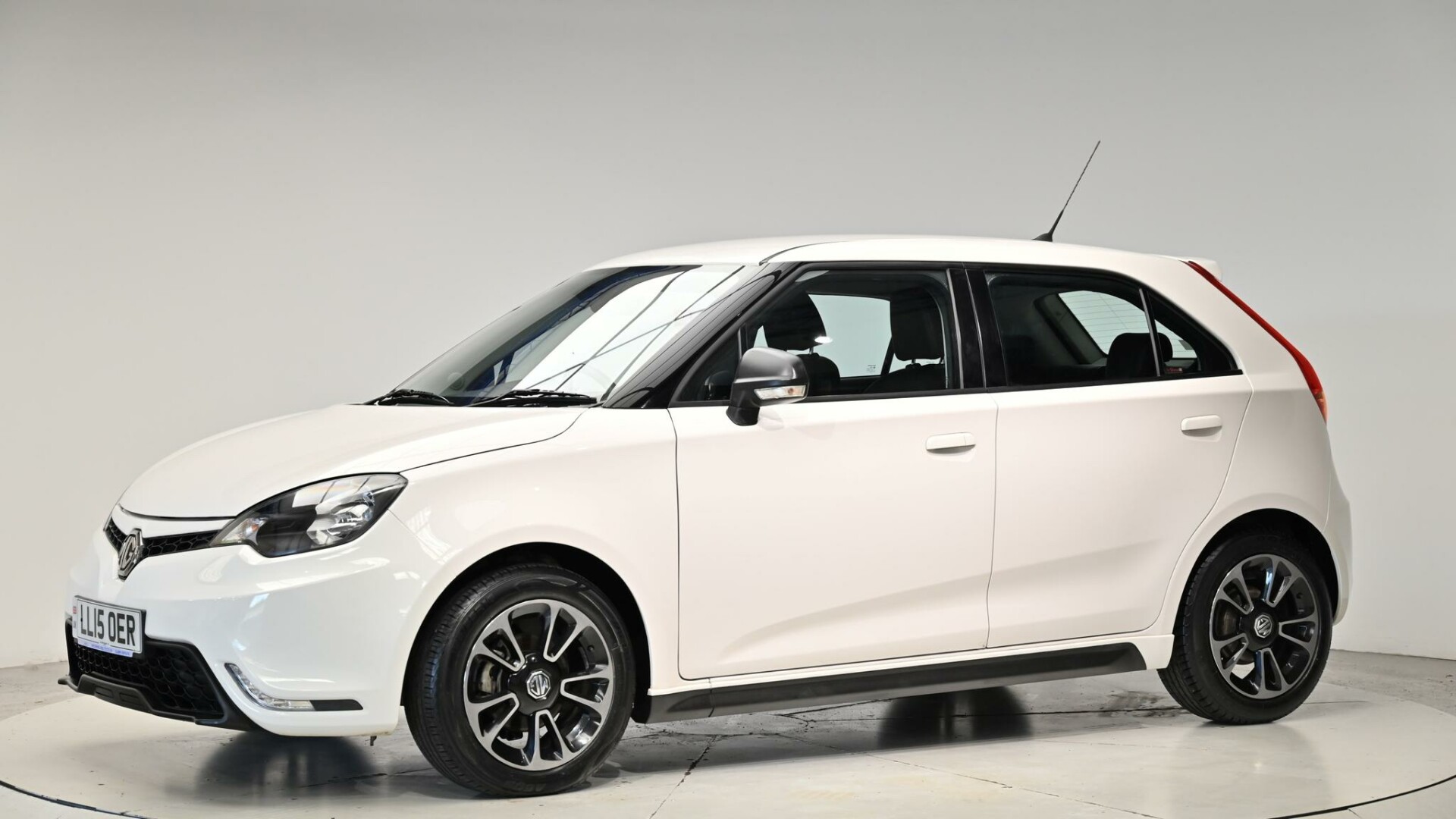 MG 3