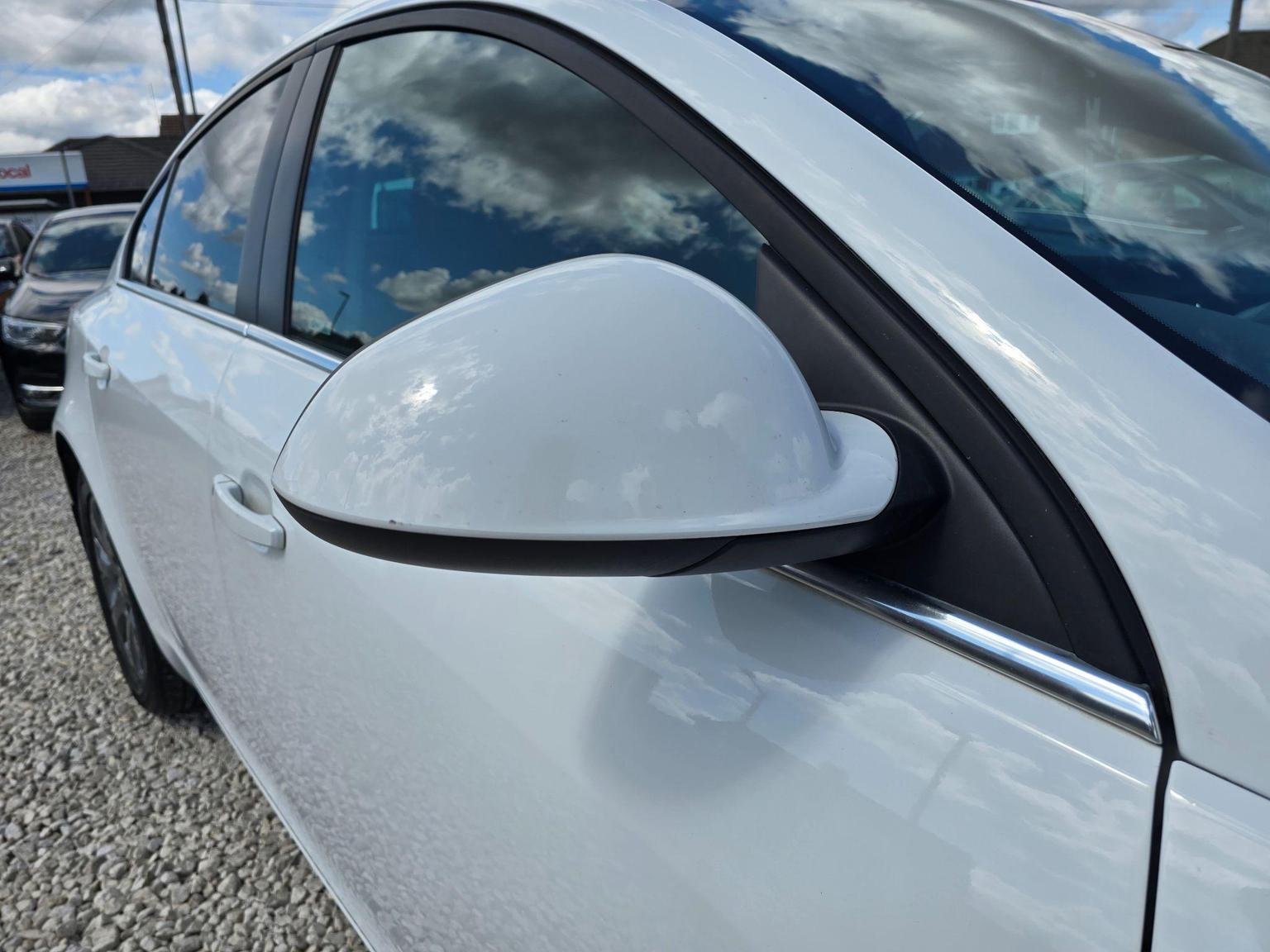 Vauxhall Insignia