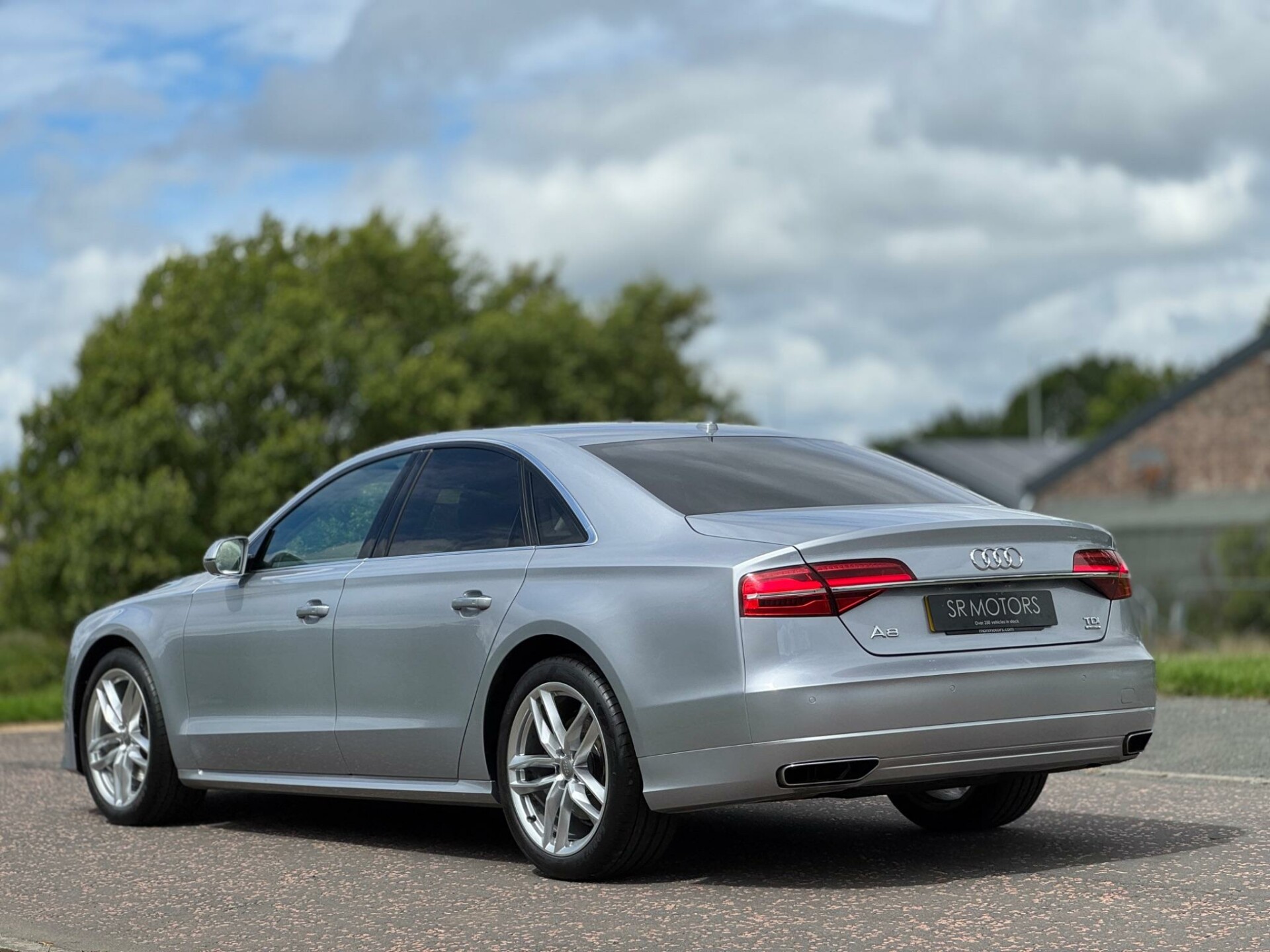 Audi A8