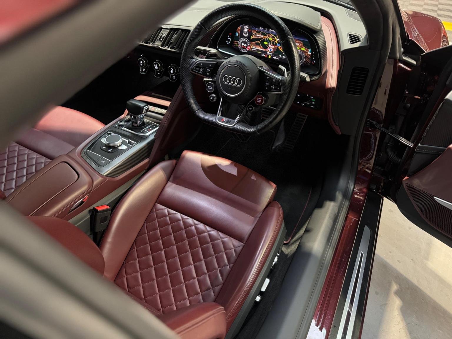 Audi R8
