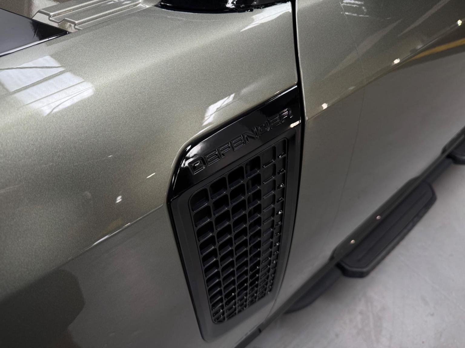 Land Rover 110