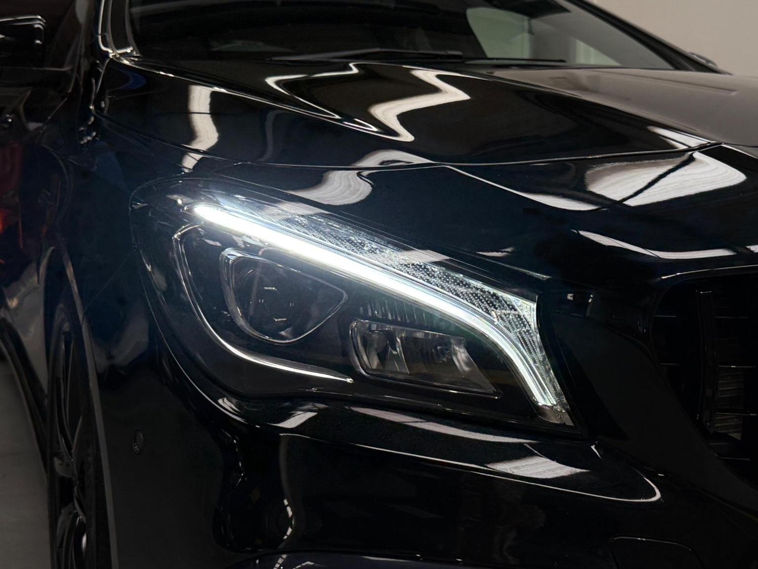 Mercedes Benz CLA