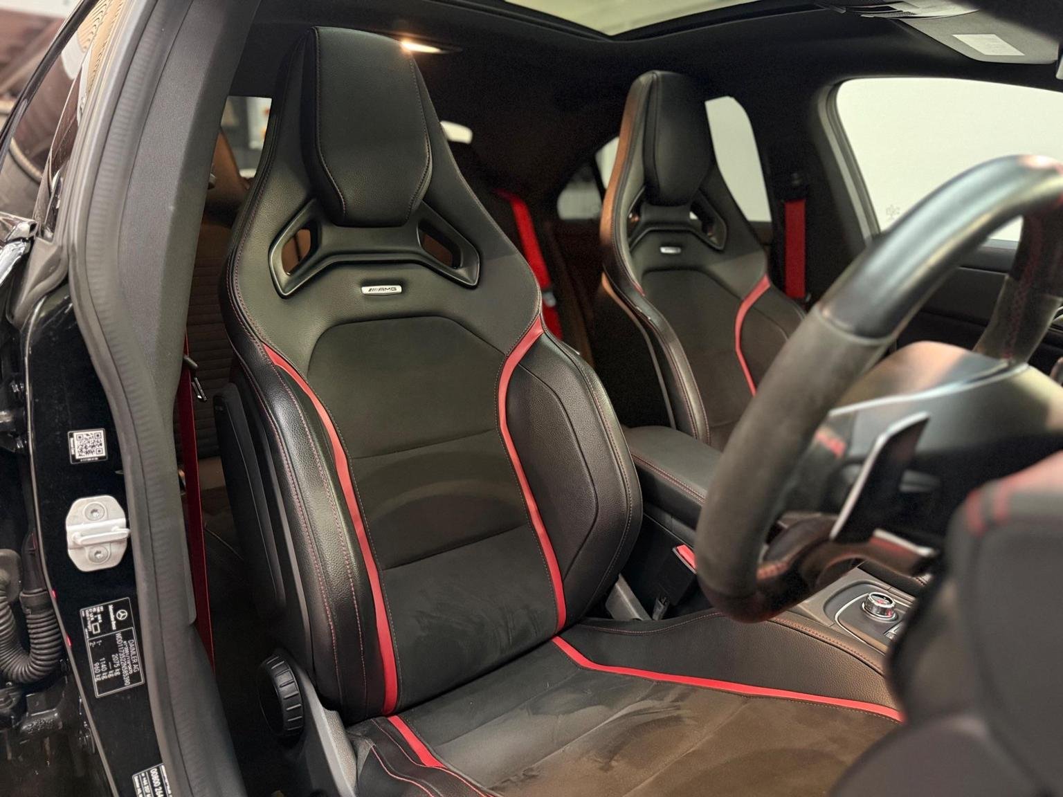 Mercedes Benz CLA