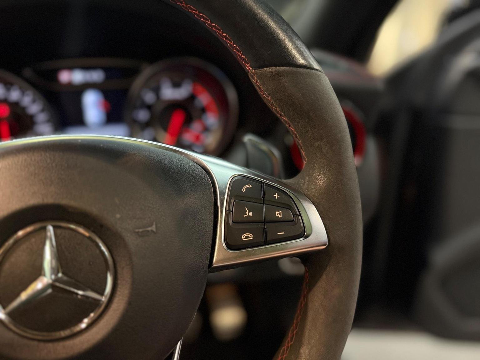 Mercedes Benz CLA