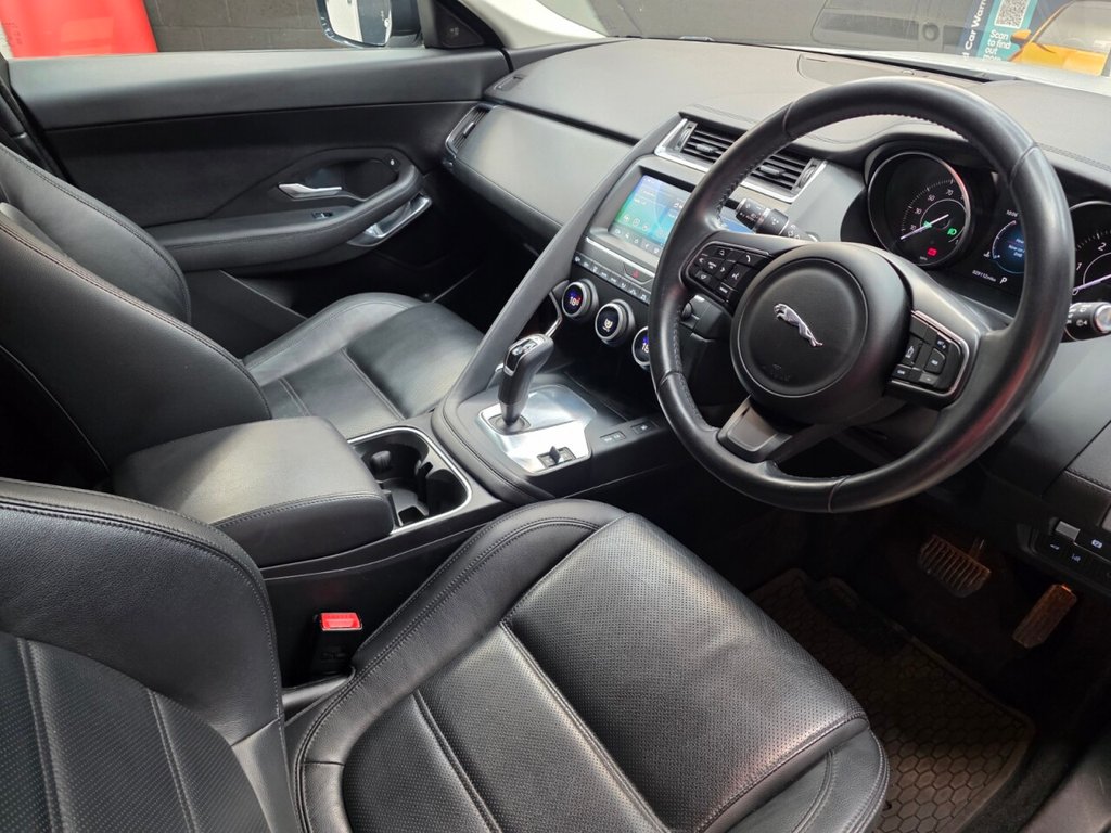 Jaguar E Pace