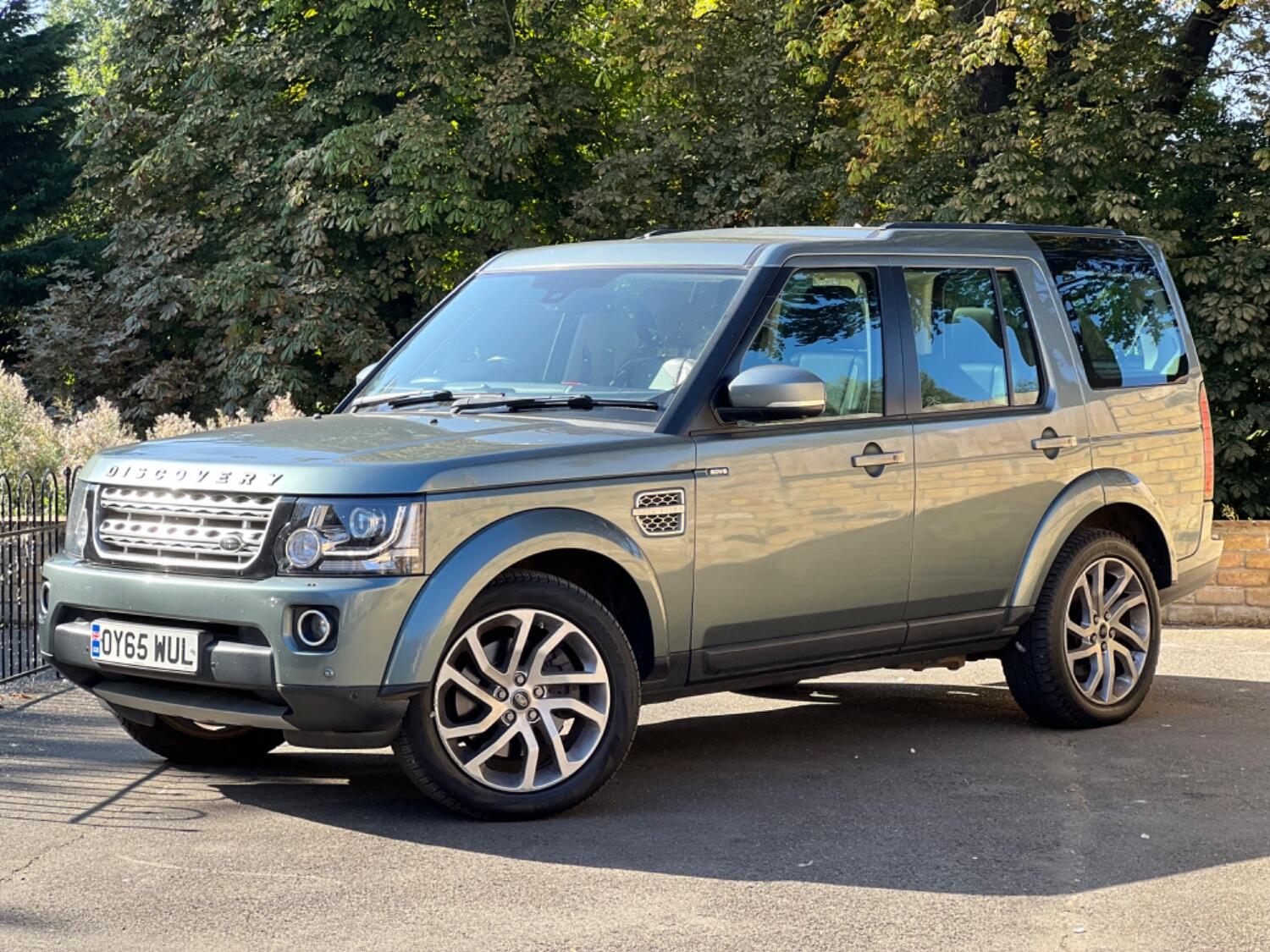 Land Rover Discovery 4