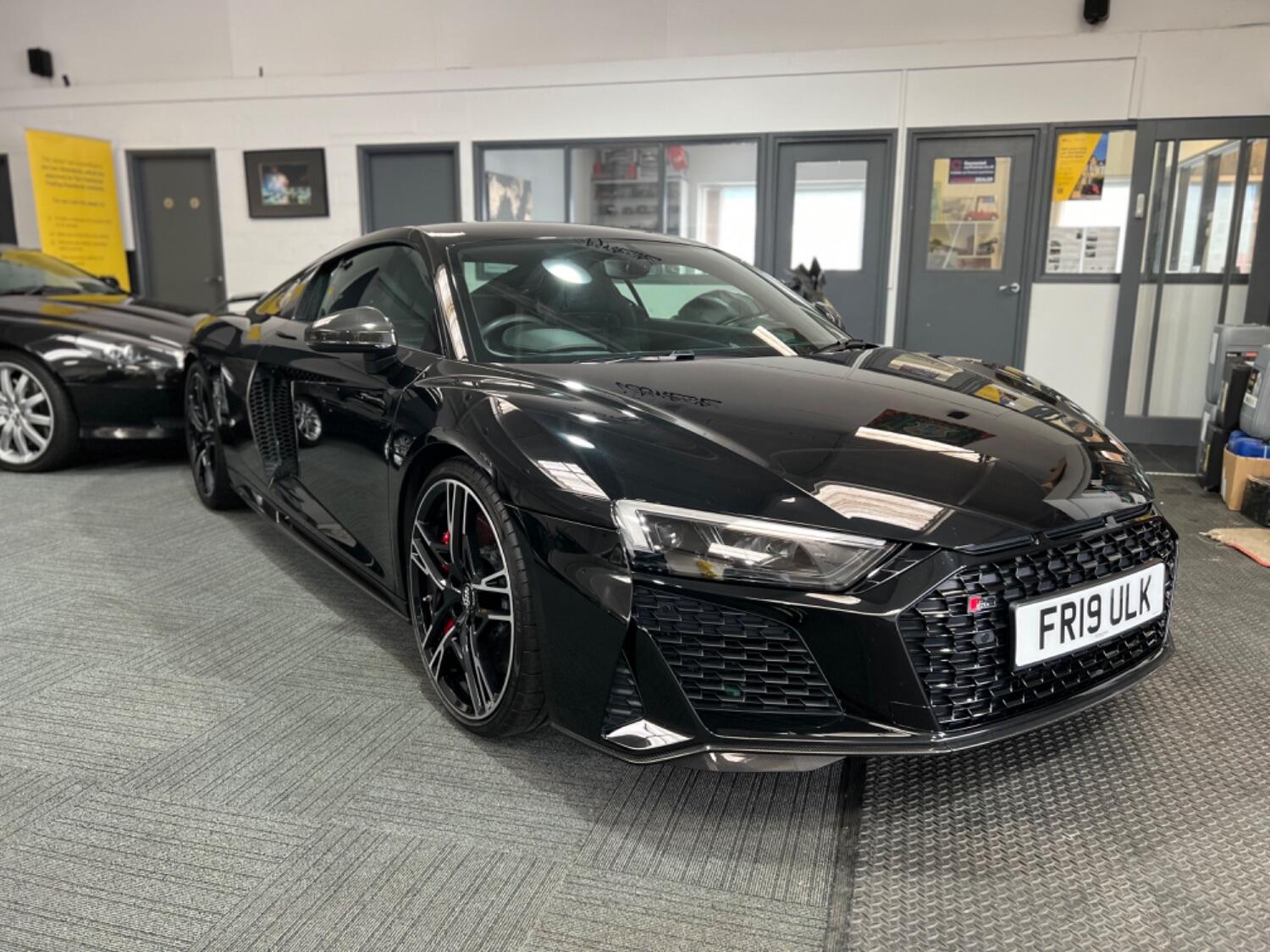 Audi R8