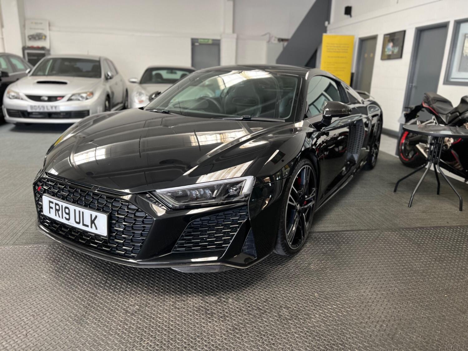 Audi R8