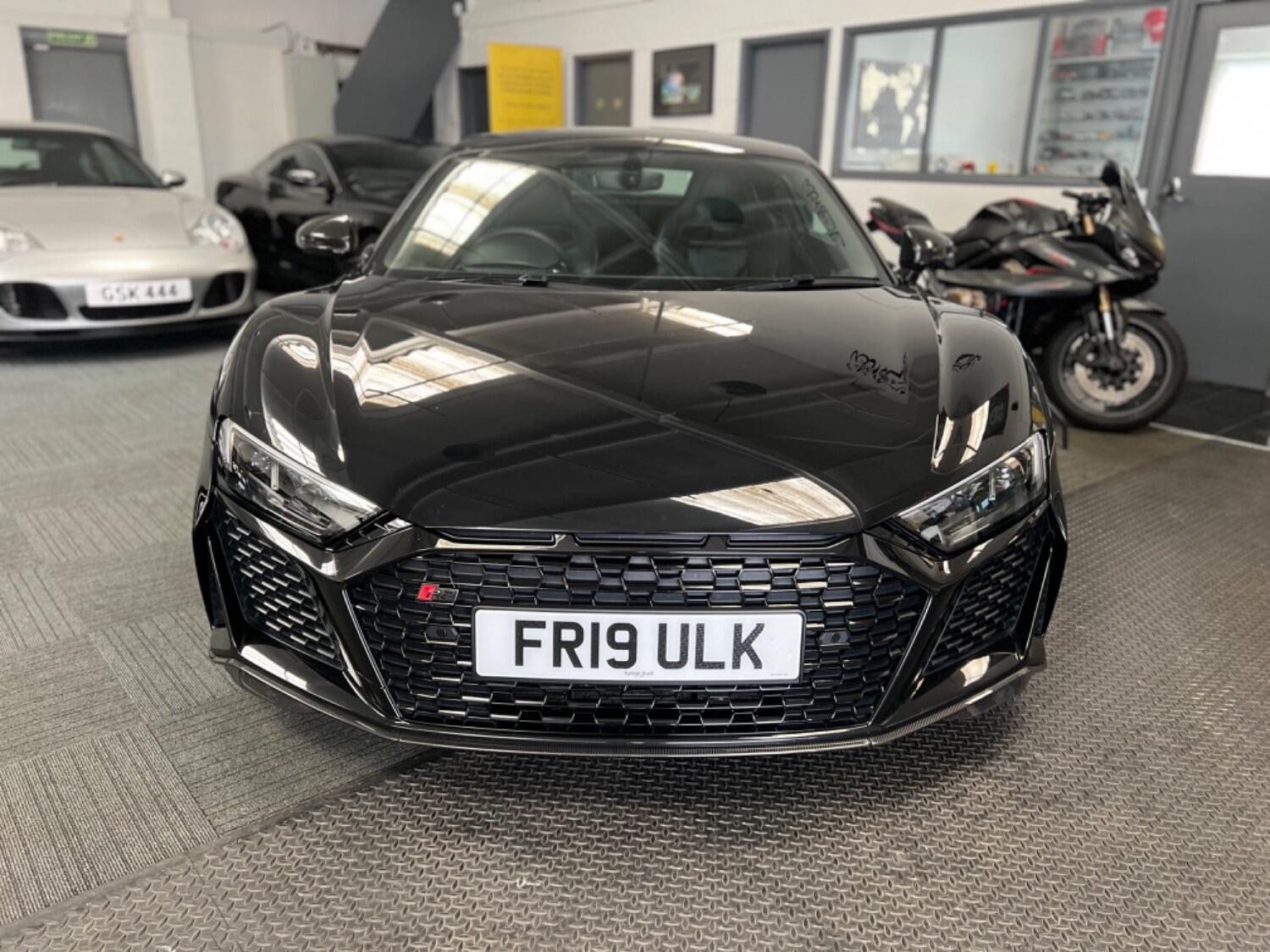 Audi R8