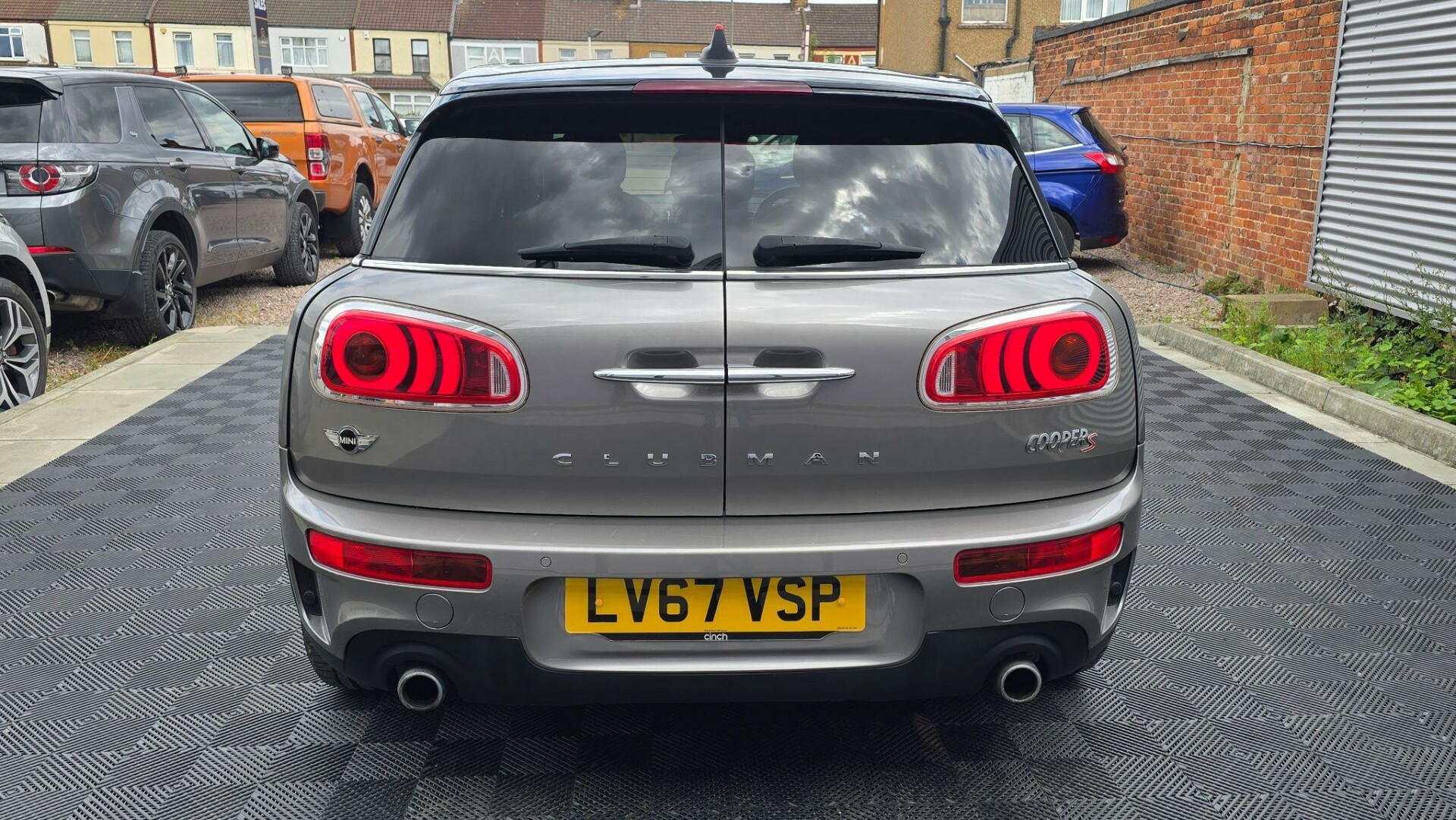 MINI Clubman