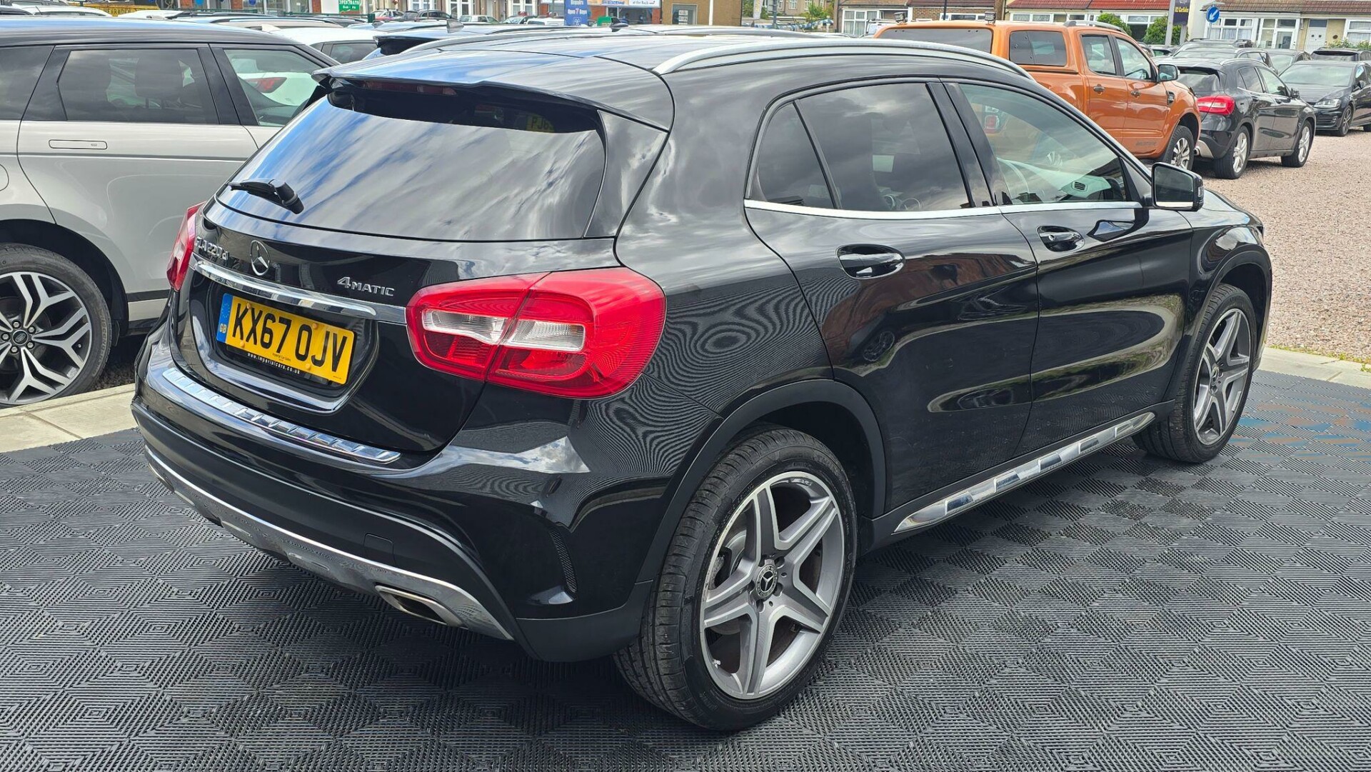 Mercedes Benz GLA Class