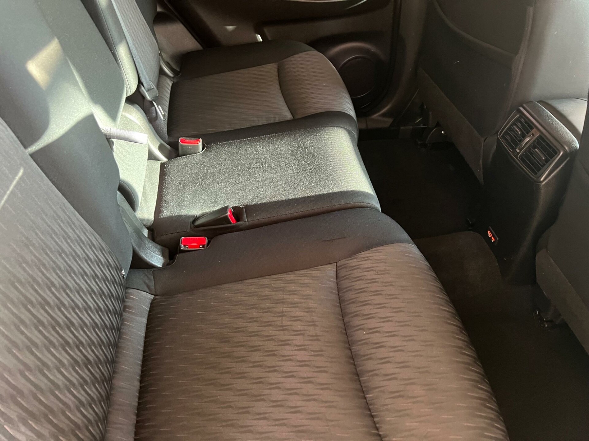 Nissan X Trail